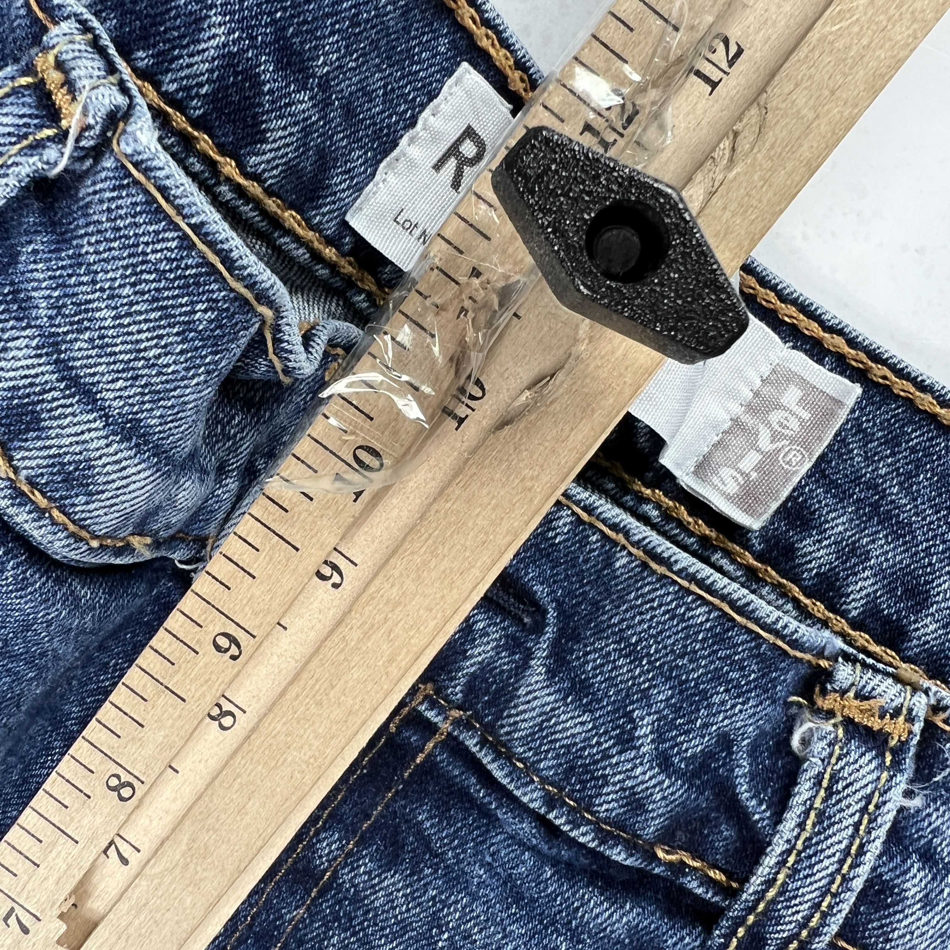 Levi's Levi's Jeans 505 Straight Leg Blue Faded Stretch Denim Size US 32 / EU 48 - 24 Thumbnail