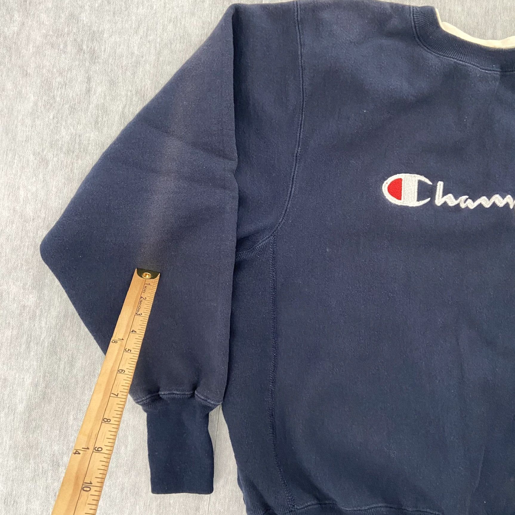 Champion VINTAGE Champion Reverse Weave Sweatshirt Crewneck Adult M Navy Blue Mens M 90s Sports Logo Embroidered Cotton Blend Sweatshirt Size US M / EU 48-50 / 2 - 7 Thumbnail