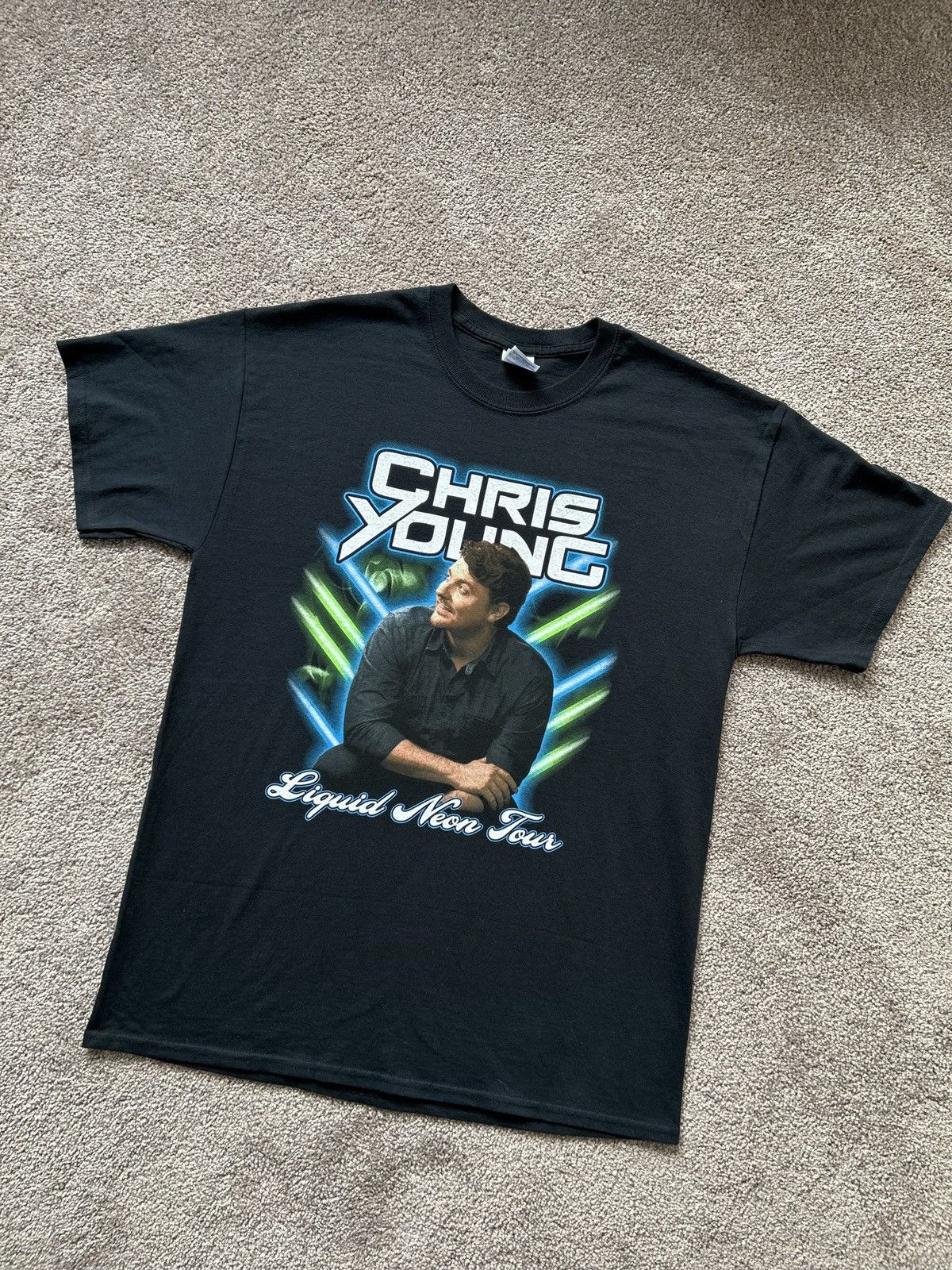 Band Tees × Vintage Chris Young Liquid Neon Tour Tee Size US L / EU 52-54 / 3 - 1 Thumbnail