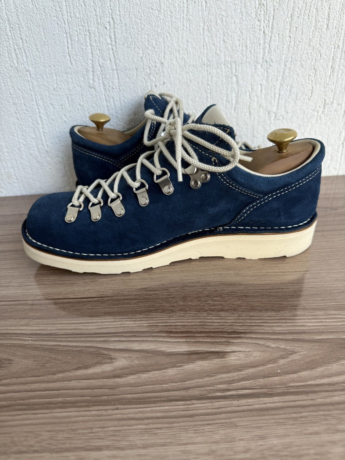 Danner 😮‍💨🥶suede mountain ridge boots Size US 9 / EU 42 - 13 Thumbnail