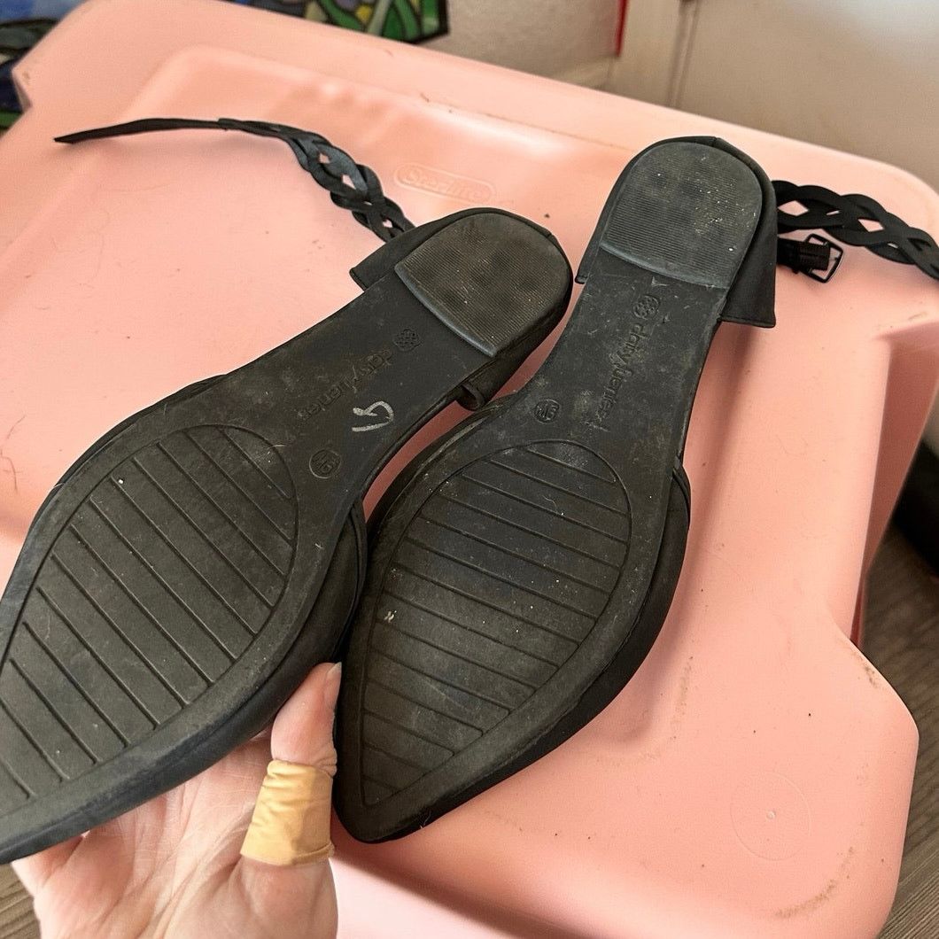 Other daisy fuentes dark grey pointed ballet style flats Size US 9 / IT 39 - 3 Thumbnail