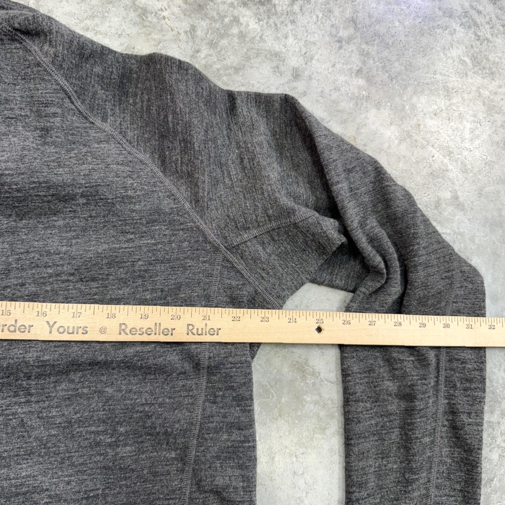 Marmot VINTAGE Marmot Pullover Mens Large Gray Half Zip Fleece Sweater Outdoor Athletic Size US L / EU 52-54 / 3 - 6 Thumbnail