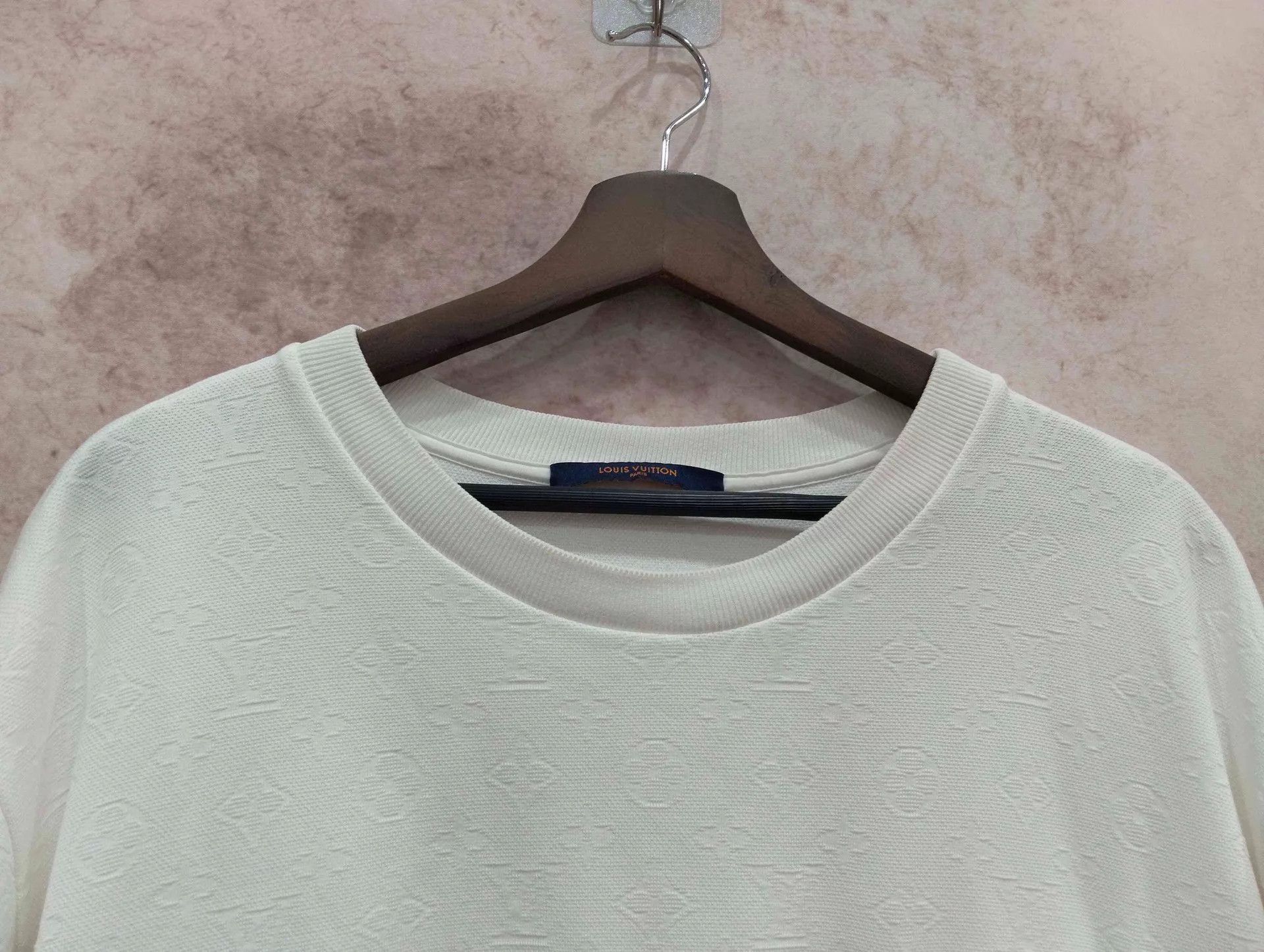Louis Vuitton LV Dark Monogram 3D Pocket Short Sleeve Tee XXL Size US XXL / EU 58 / 5 - 3 Thumbnail