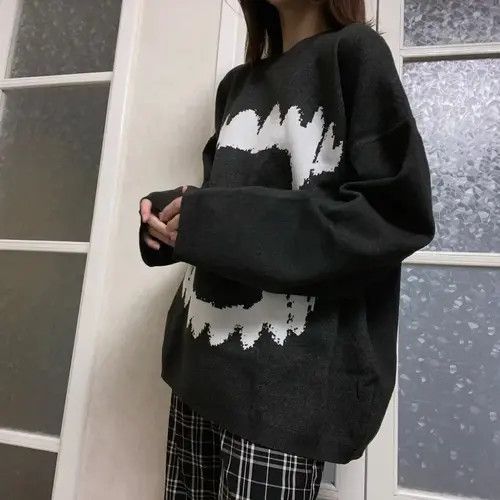VIBE Vintage Vampire Teeth Sweater Y2k Size US XL / EU 56 / 4 - 5 Thumbnail