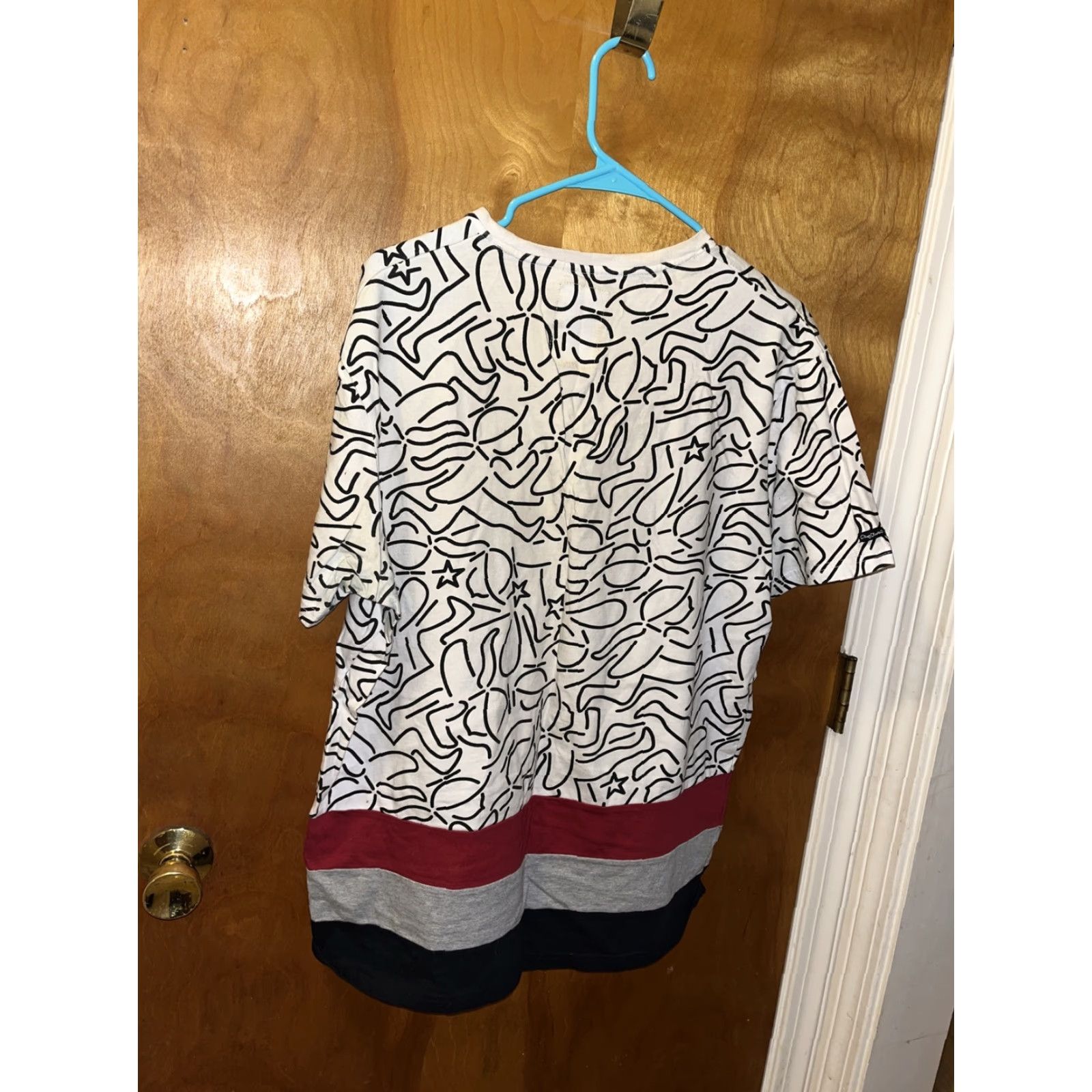 Vintage Play Cloths Mens Large White Black Geometric Lines Red Gray Black Stripe T Shirt Size US L / EU 52-54 / 3 - 4 Thumbnail