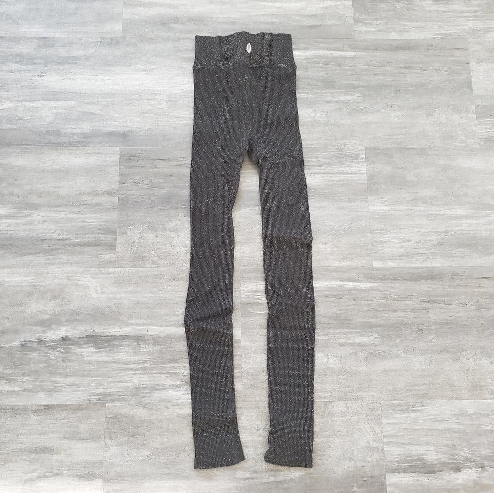 Free People Black Sparkle FP High Waisted Legging Size 30" / US 8 / IT 44 - 3 Thumbnail