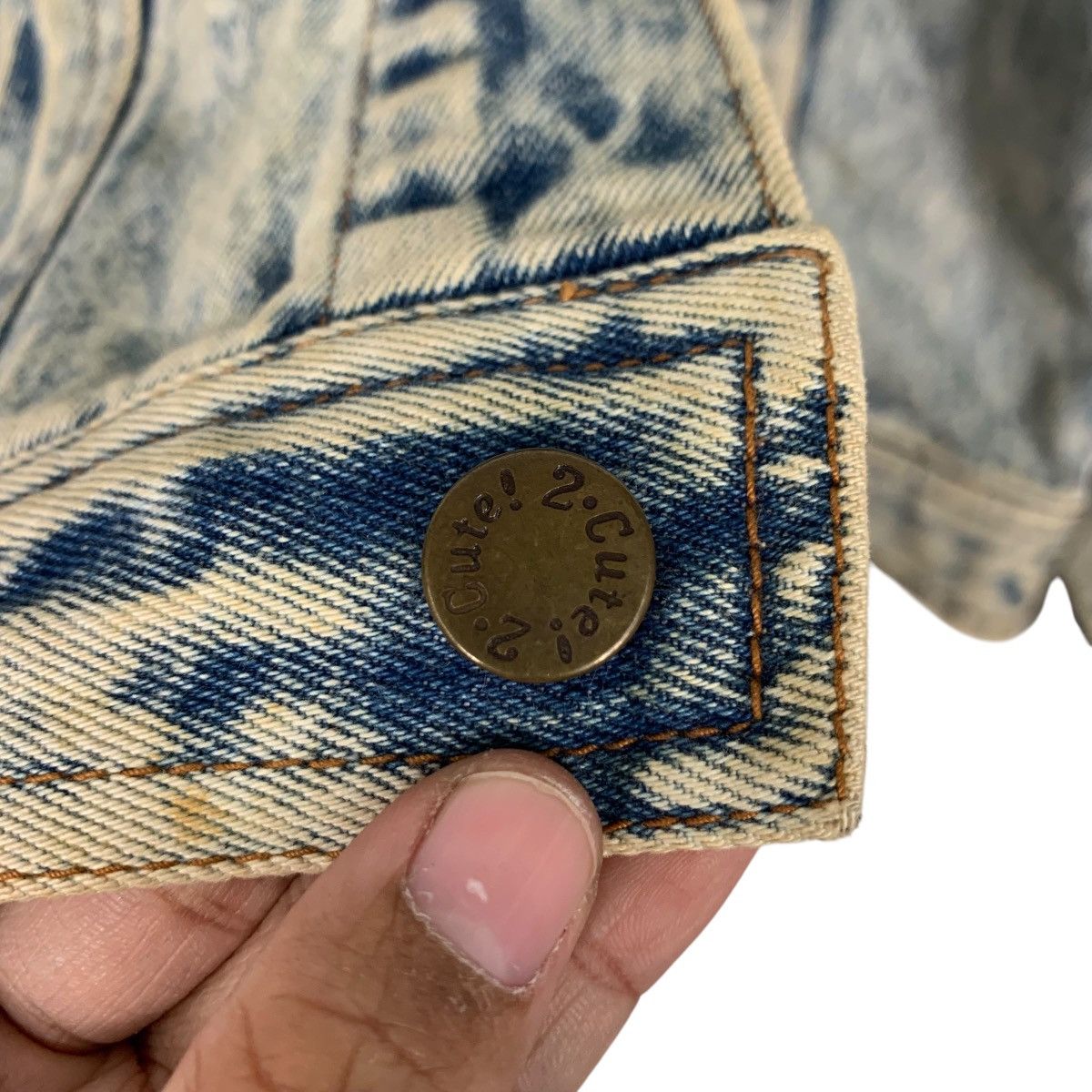 Vintage 90's MECHLIN Stone Wash Trucker Denim Jacket #2498-C112 Size US M / EU 48-50 / 2 - 14 Thumbnail