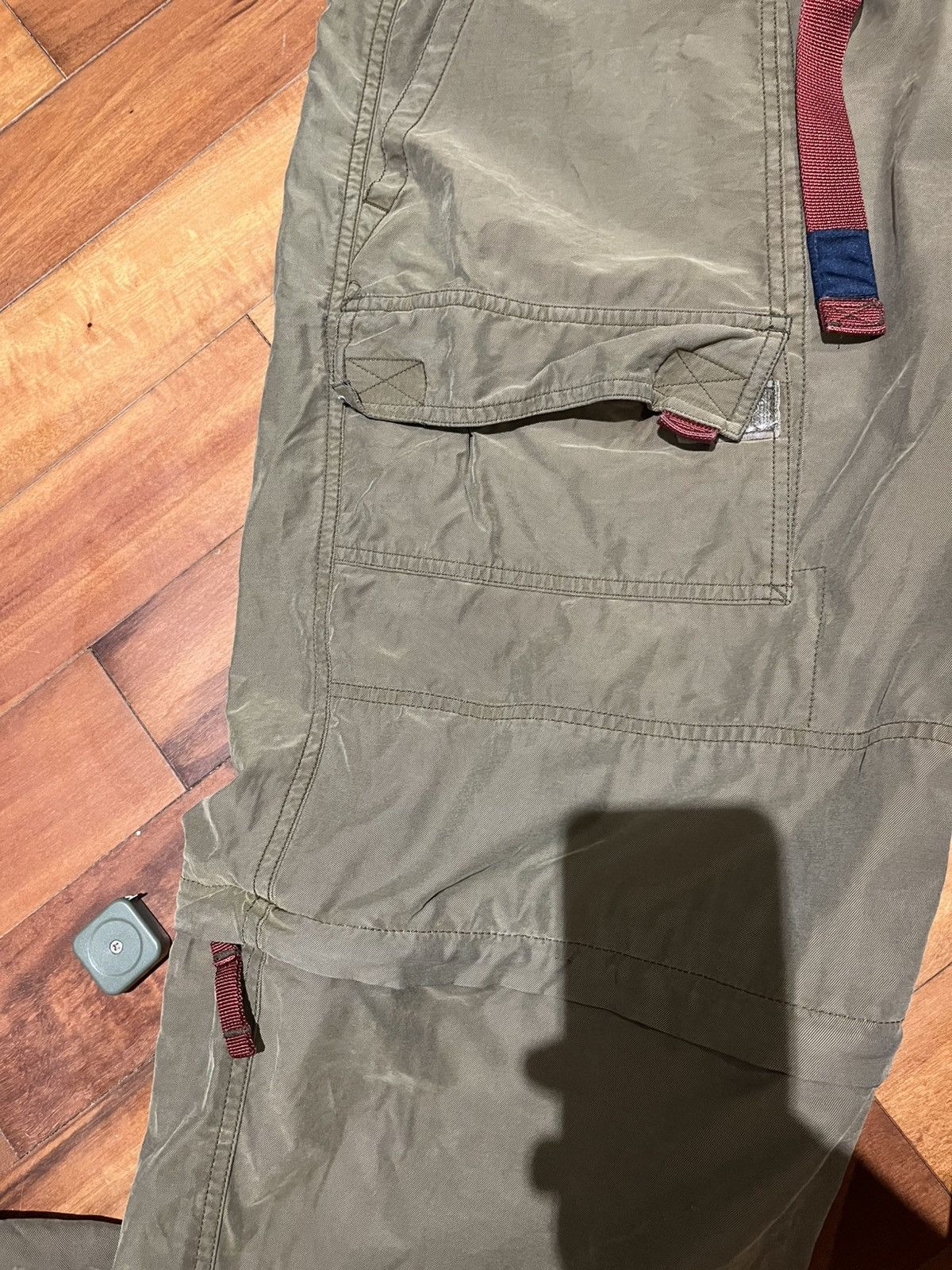 Abercrombie & Fitch army green vintage A&F parachute pants Size US 34 / EU 50 - 7 Thumbnail