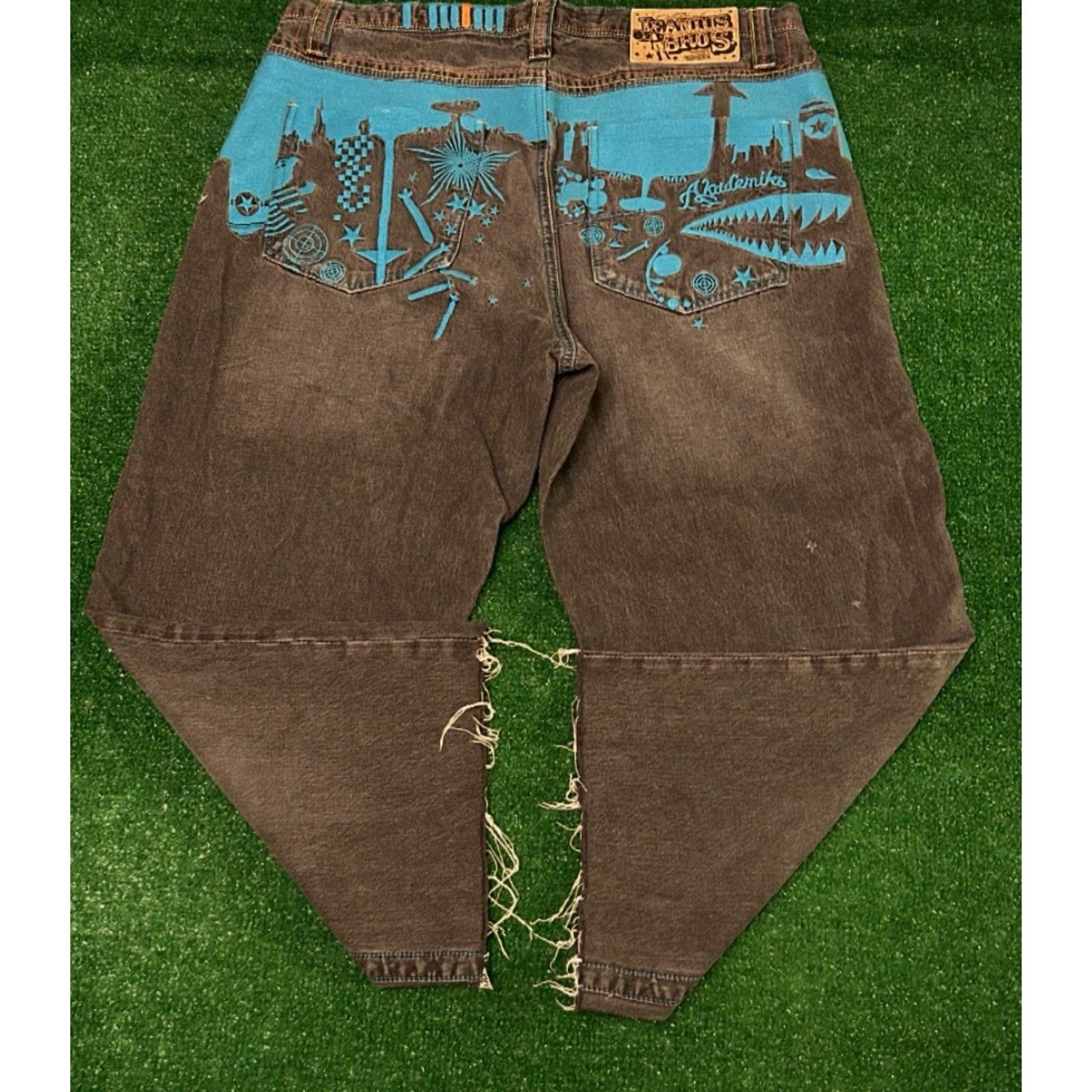 Akademiks VINTAGE Akademiks Jeans Men's 38 Baggy Cut Off Distressed Grunge Skater Y2K Wide-Leg Distressed Jeans Size US 38 / EU 54 - 2 Thumbnail