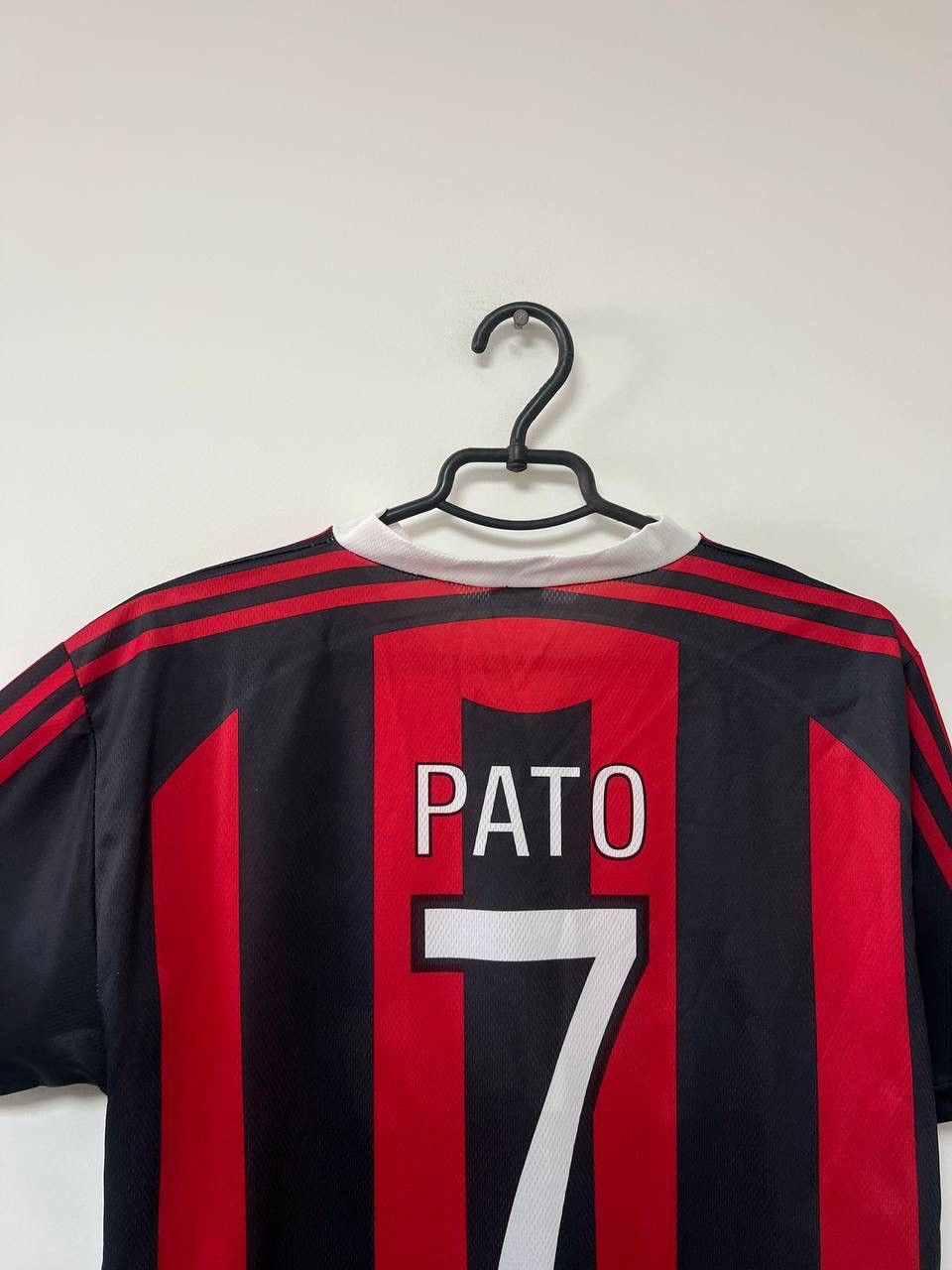 Other Ac Milan 2009/2010 Home #7 Pato Football Shirt sz Small Size US S / EU 44-46 / 1 - 3 Thumbnail