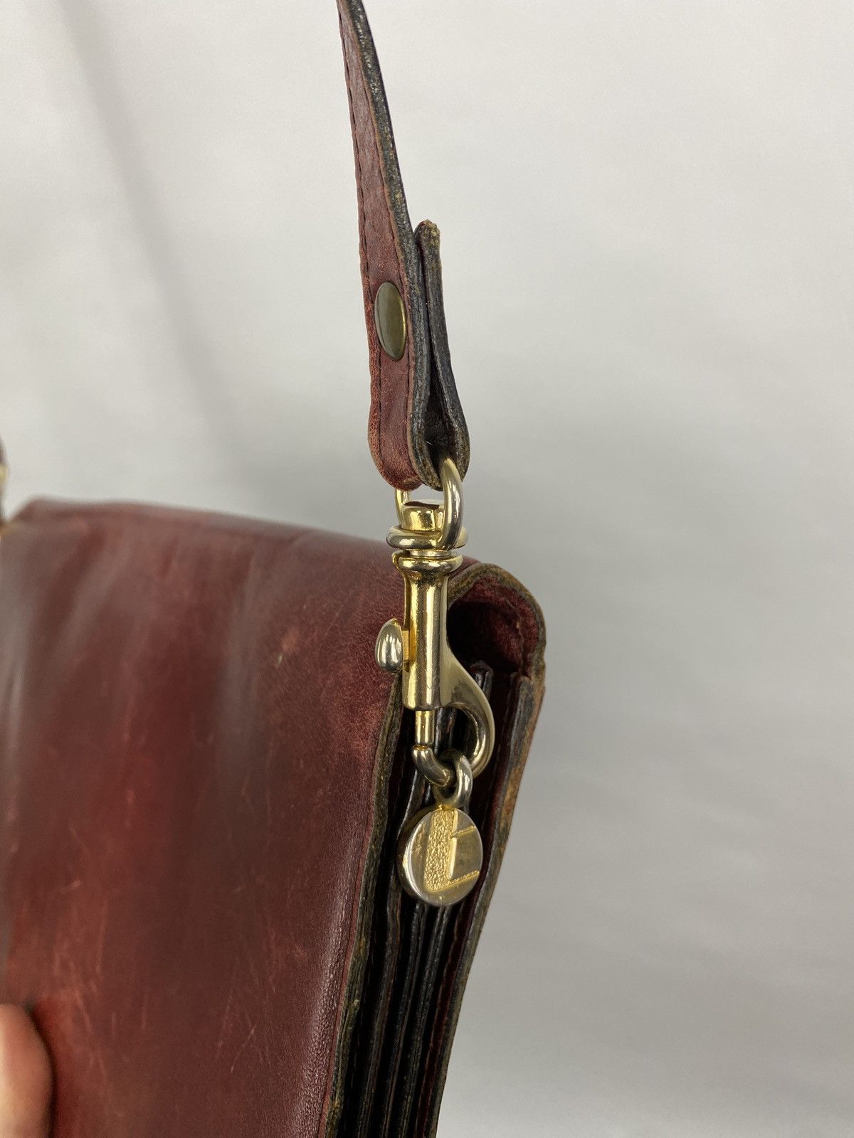 Gucci 🇮🇹 Vintage 1980 Gucci Leather Bag Rare Retro Hype Y2K Size ONE SIZE - 15 Thumbnail