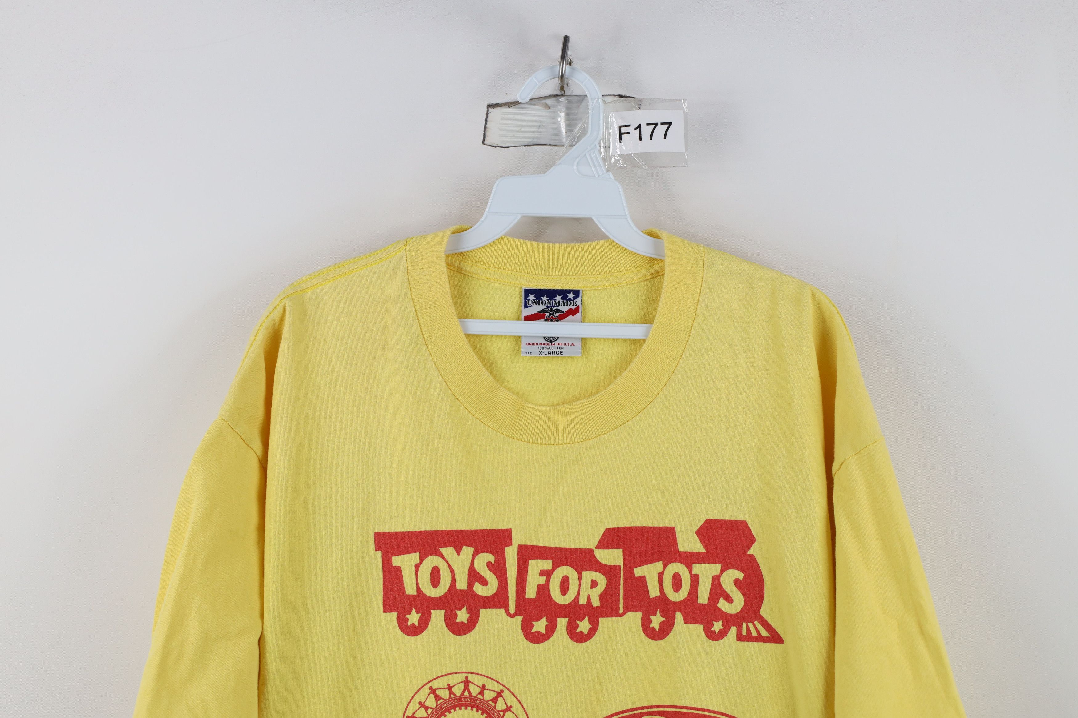Vintage Vintage 90s Union Made Company Toys For Tots T-Shirt USA Size US XL / EU 56 / 4 - 2 Thumbnail
