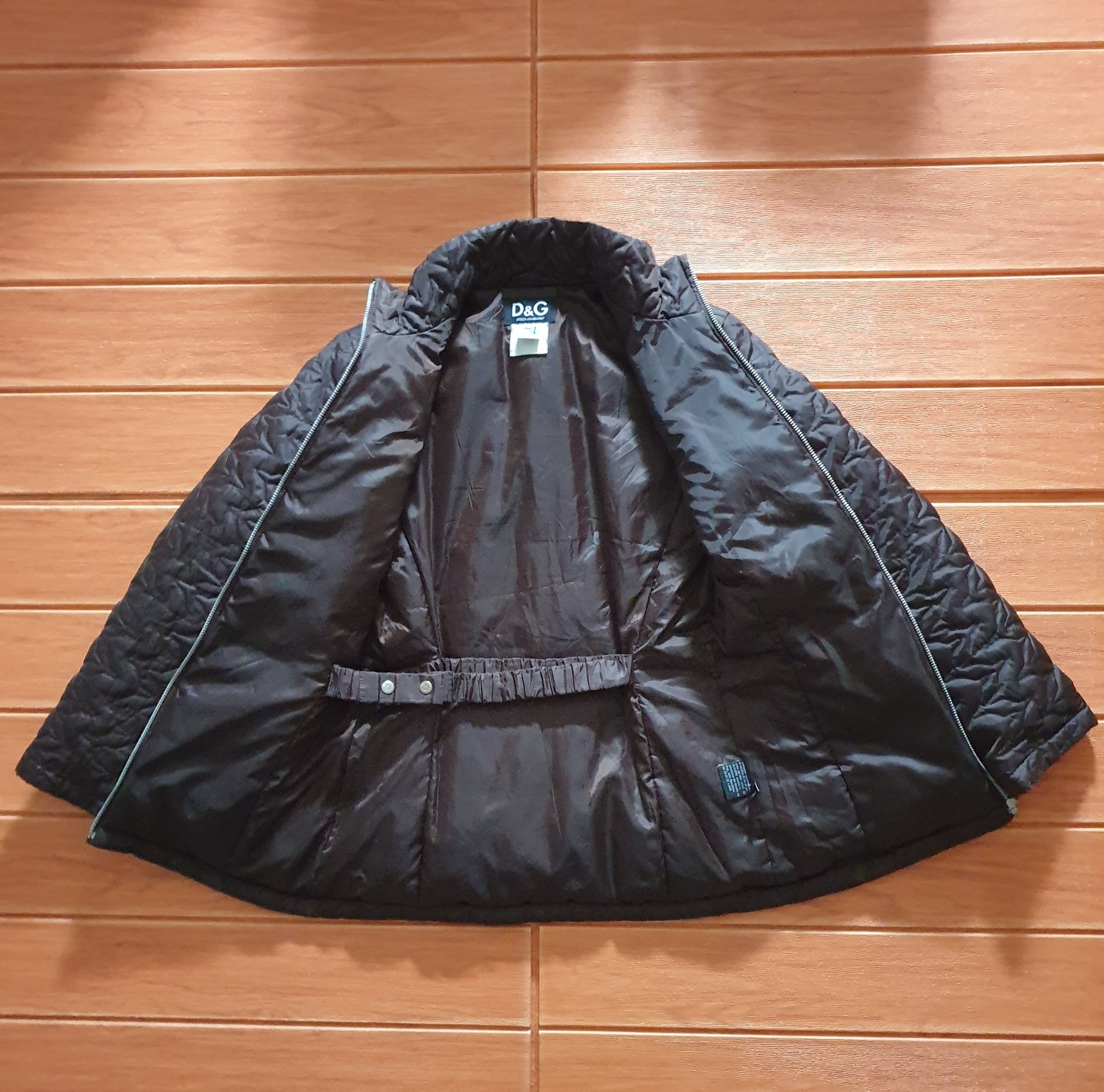 Dolce & Gabbana 💥Dolce & Gabbana Made in Italy puffer sweater Size S / US 4 / IT 40 - 11 Thumbnail