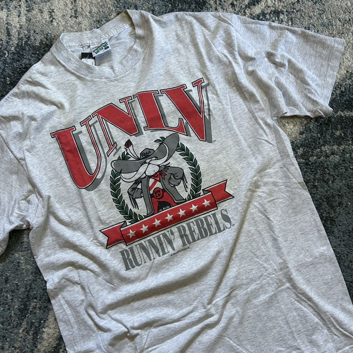 Vintage just for feet UNLV Runnin’ Rebels heather ash single stitch Size US XL / EU 56 / 4 - 2 Thumbnail