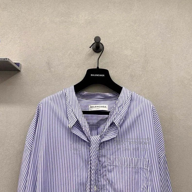 Balenciaga Balenciaga Striped Button-Up Shirt. Size US S / EU 44-46 / 1 - 3 Thumbnail