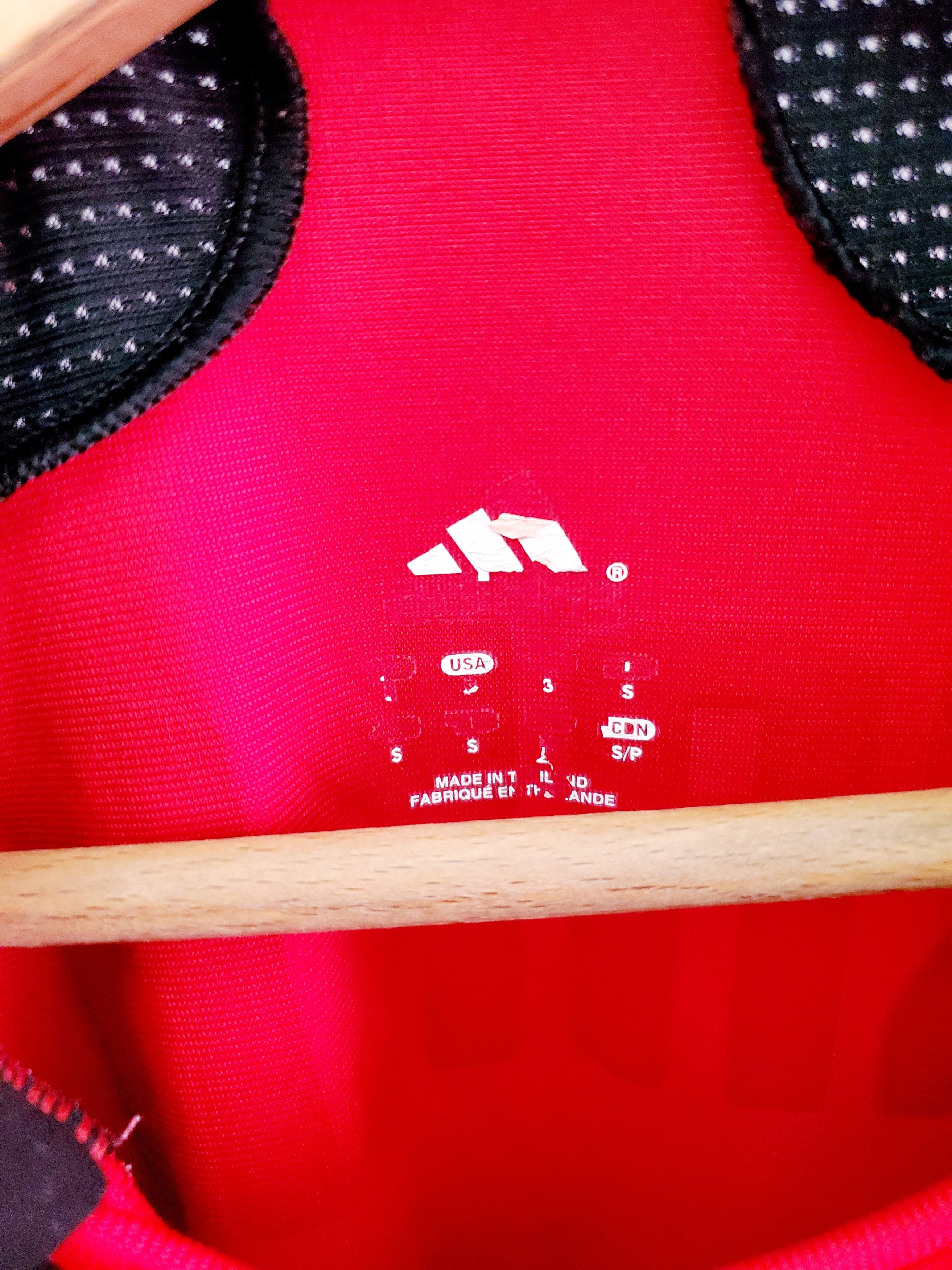 Adidas × Vintage Vintage 2007-08 AC Milan Home Shirt Kaka #22 soccer jersey S Size US S / EU 44-46 / 1 - 6 Thumbnail
