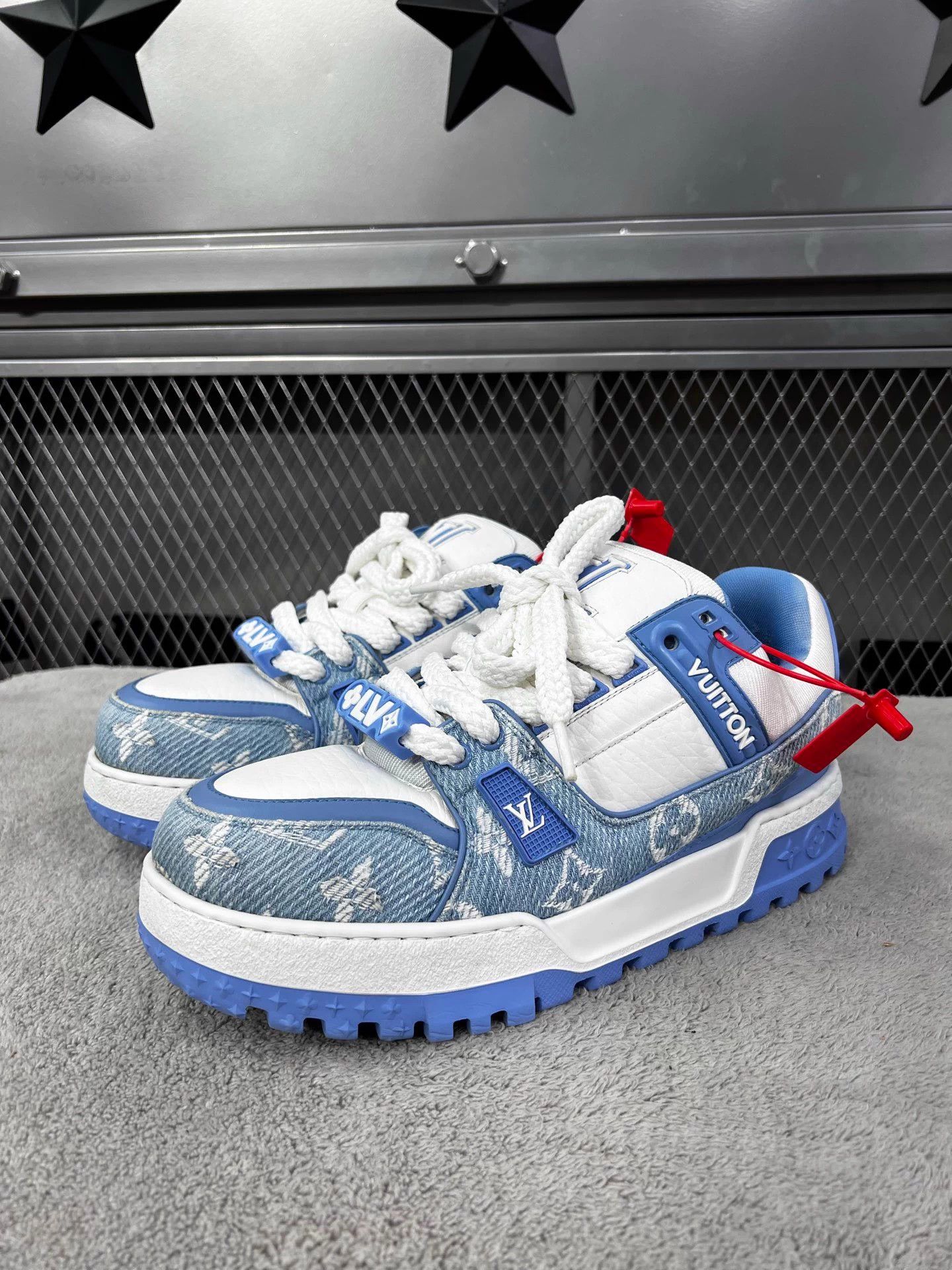 Louis Vuitton LOUIS VUITTON Trainer Maxi Blue White Denim 41.5 Size US 8.5 / EU 41-42 - 1 Thumbnail