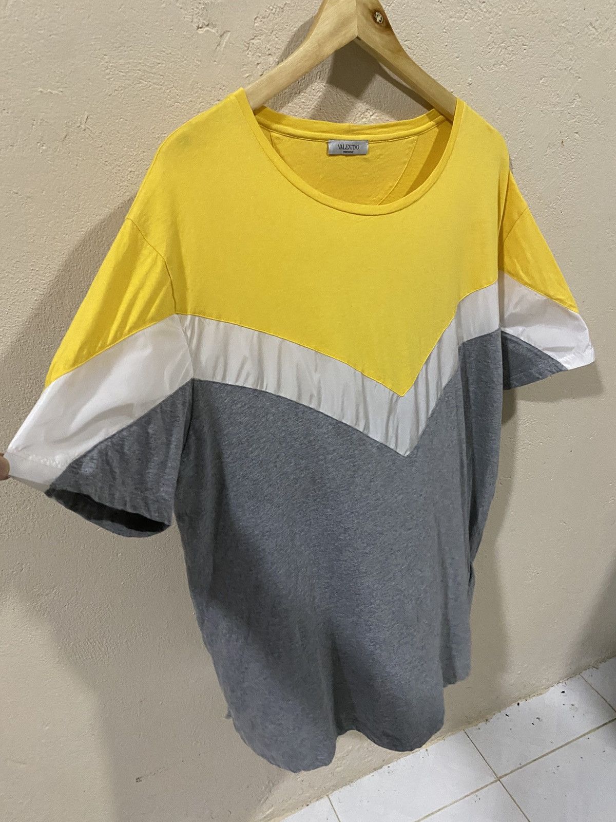 Valentino Valentino Tricolor Tee Size US XL / EU 56 / 4 - 3 Thumbnail