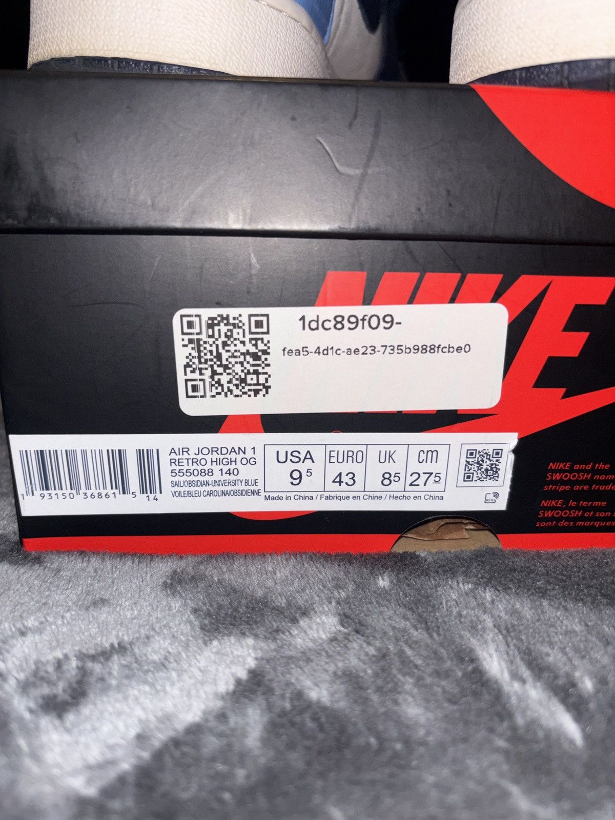 Jordan Brand Air Jordan 1 Retro High OG Obsidian Size 9.5 Size US 9.5 / EU 42-43 - 12 Thumbnail