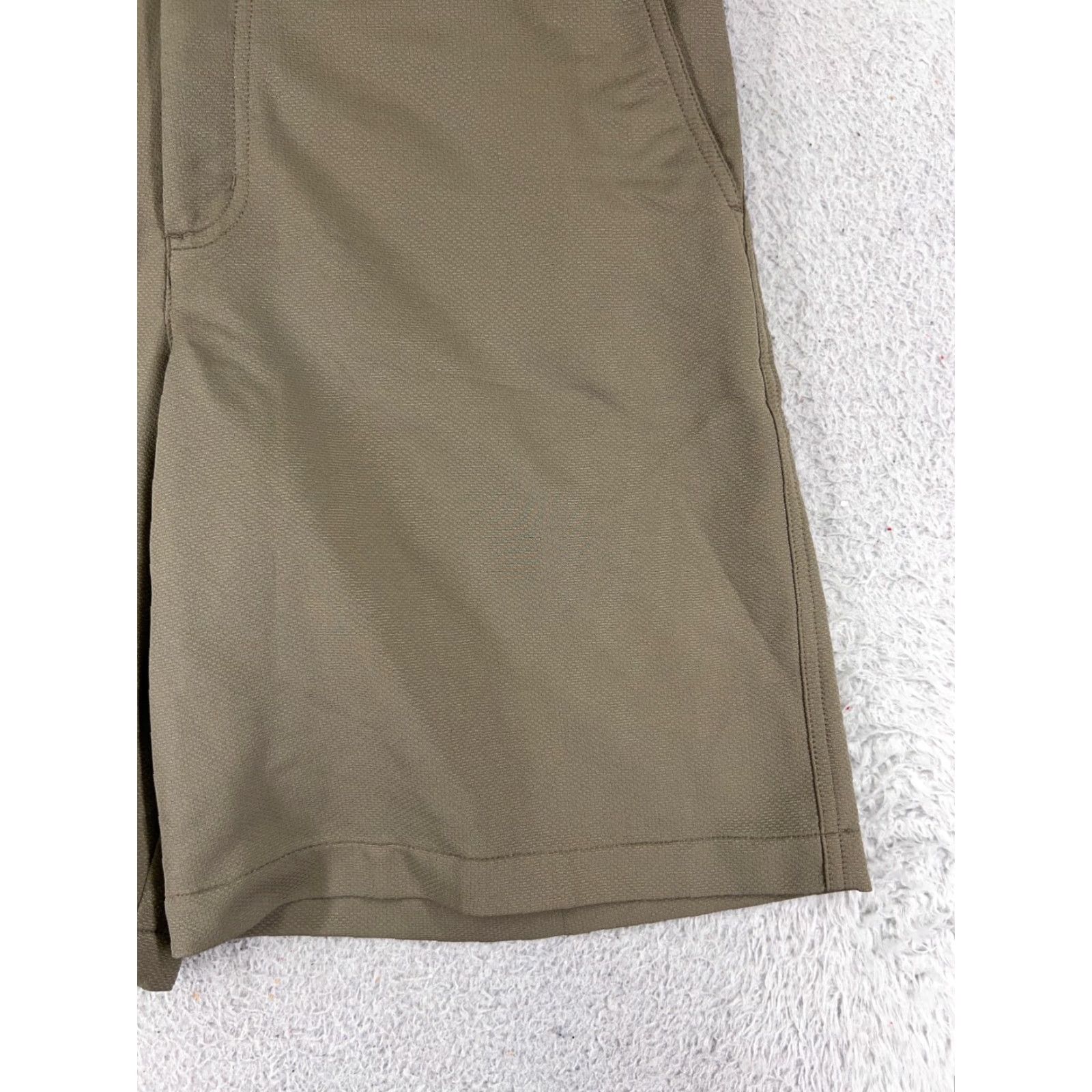 Nike Nike Shorts Adult 32 Beige Golf Pockets 32x10 Swoosh Polyester Vintage Regular Unisex Mens Womens 90s? Size US 32 / EU 48 - 3 Thumbnail