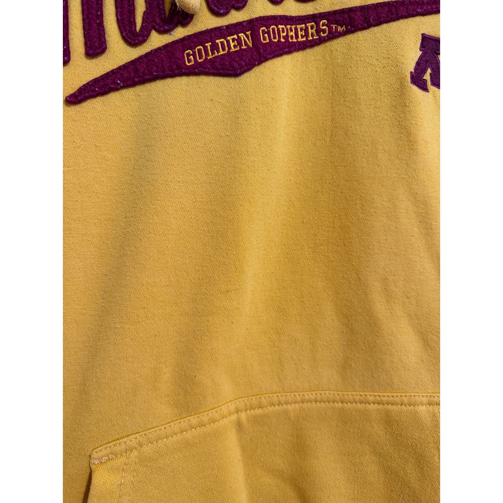 J. America Minnesota Gophers Stitched Gold Hoodie Size Large Size US L / EU 52-54 / 3 - 6 Thumbnail