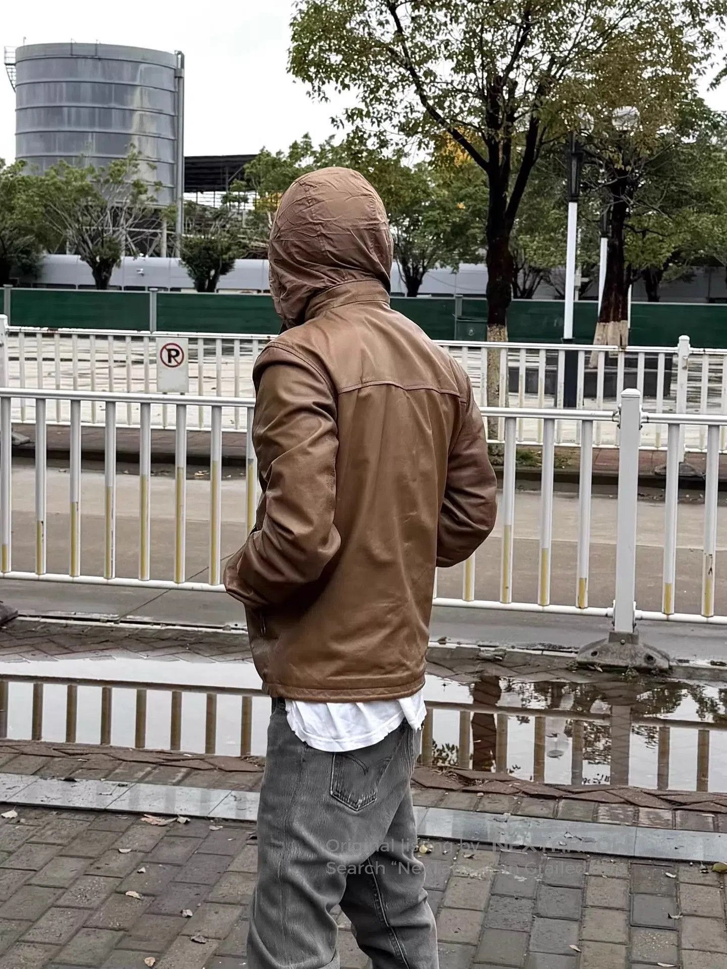 Valentino Beige Leather Jacket with Removable Hood. Size US M / EU 48-50 / 2 - 3 Thumbnail