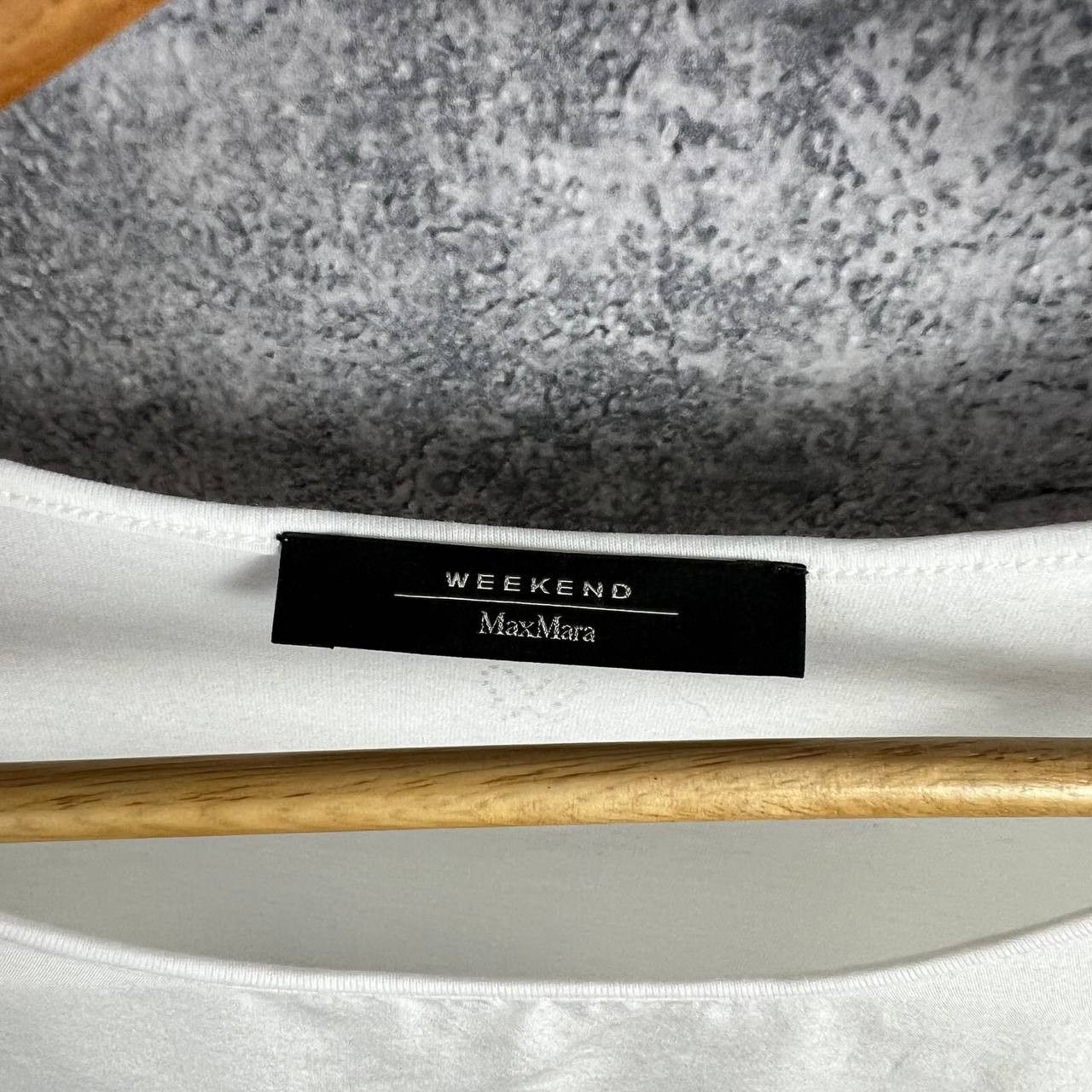 Vintage Weekend Max Mara Vintage Tee Size L / US 10 / IT 46 - 3 Thumbnail