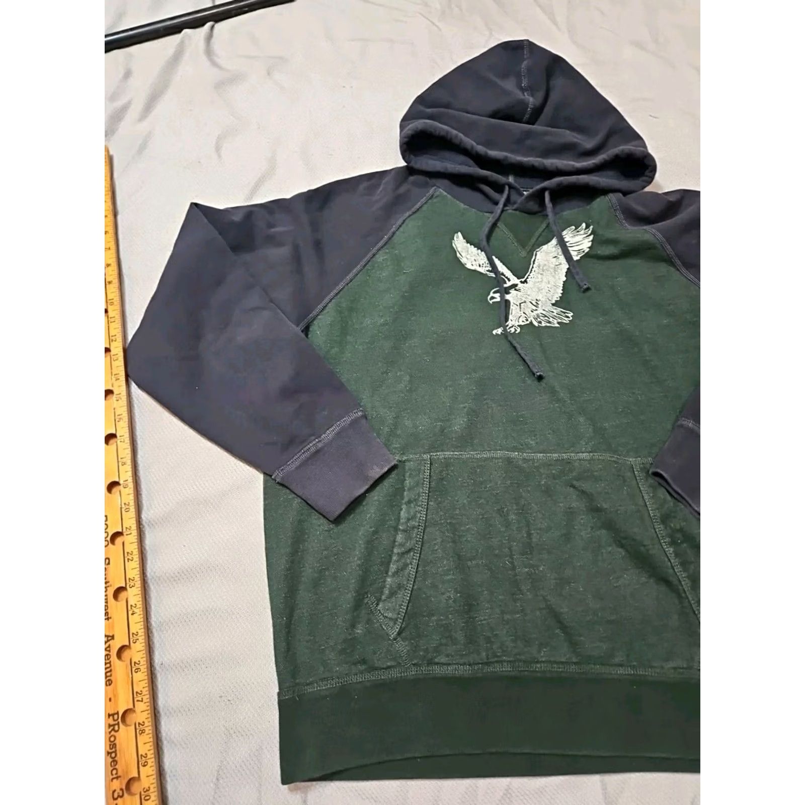 American Eagle Outfitters VINTAGE American Eagle Sweatshirt Mens Large Green Hoodie Eagle Graphic Print Shirt Top Size US L / EU 52-54 / 3 - 3 Thumbnail