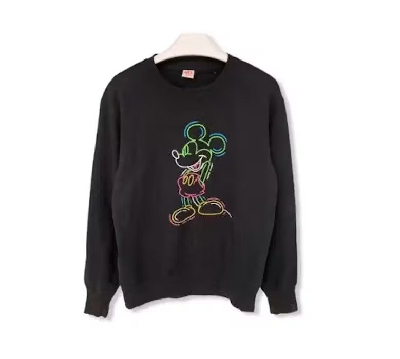 Disney × Mickey Mouse × Uniqlo Disney Mickey Mouse Big Logo Sweatshirt Pullover Size US S / EU 44-46 / 1 - 1 Thumbnail