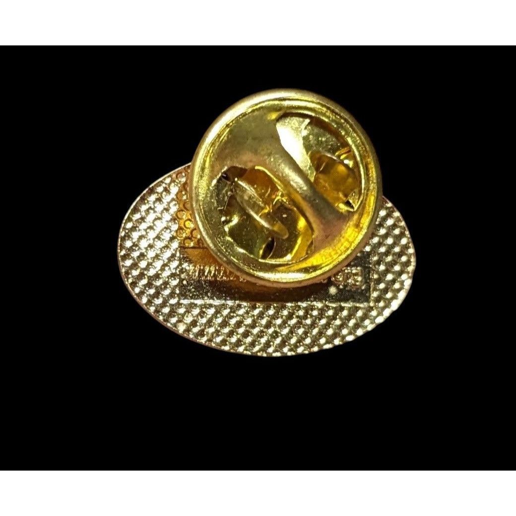 Other Carmel Woman's Club Gold Tone Lapel Pin Oval Shape Size ONE SIZE - 2 Thumbnail