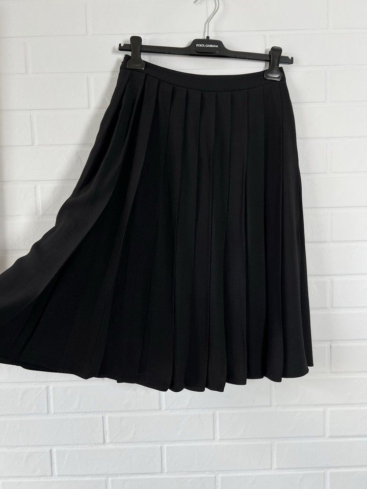 PRADA Pleated Skirt Black Size 38
