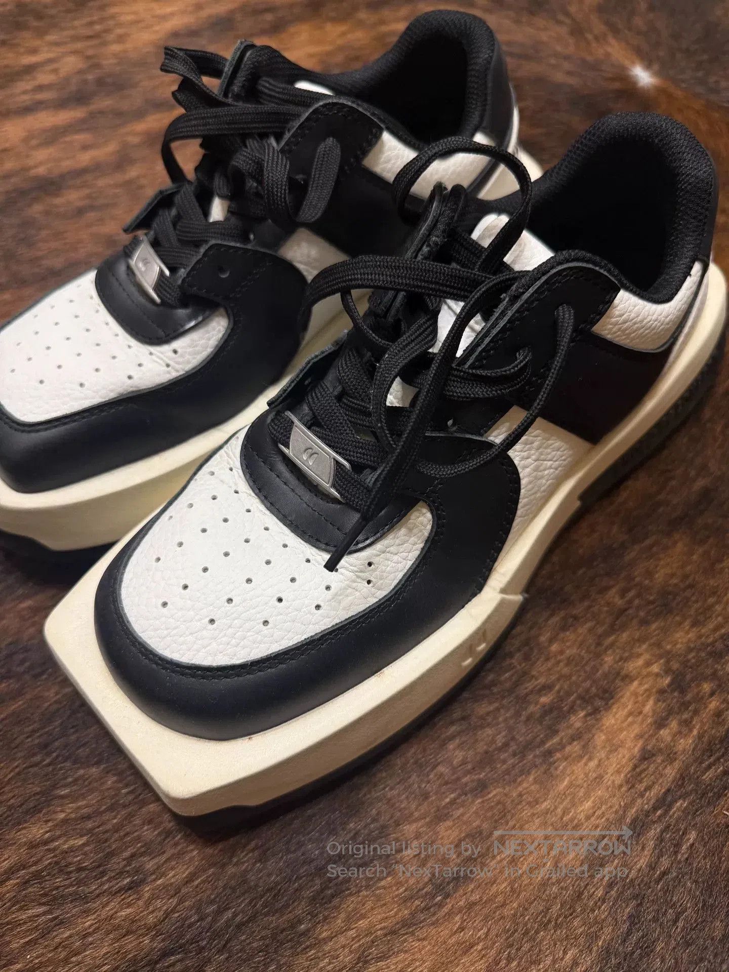 Japanese Brand CHOCO CONCERT Black White Low-Top Sneakers. Size US 8 / IT 38 - 2 Thumbnail