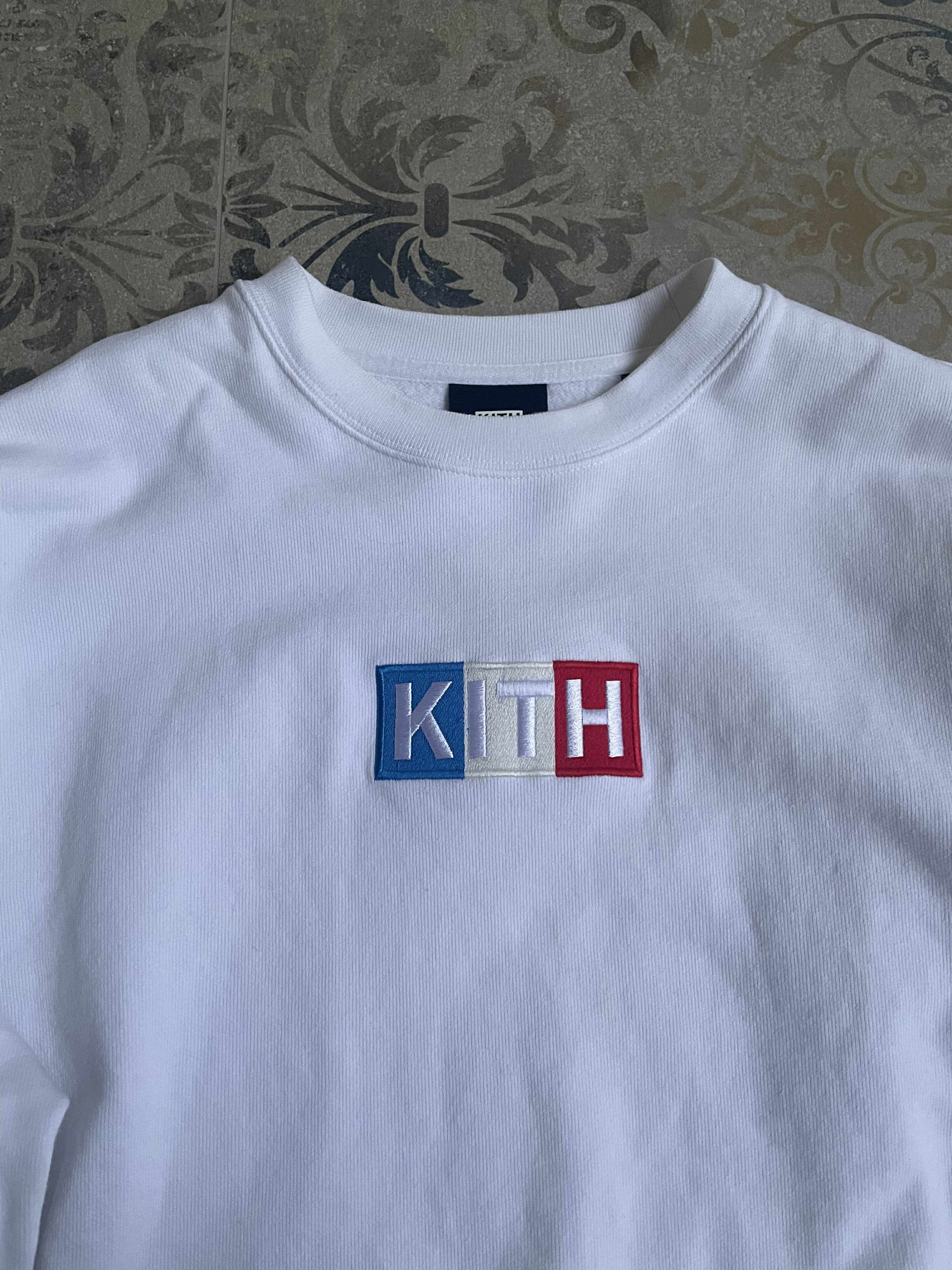Kith Kith Paris Crewneck White Box Logo Size S Size US S / EU 44-46 / 1 - 2 Thumbnail