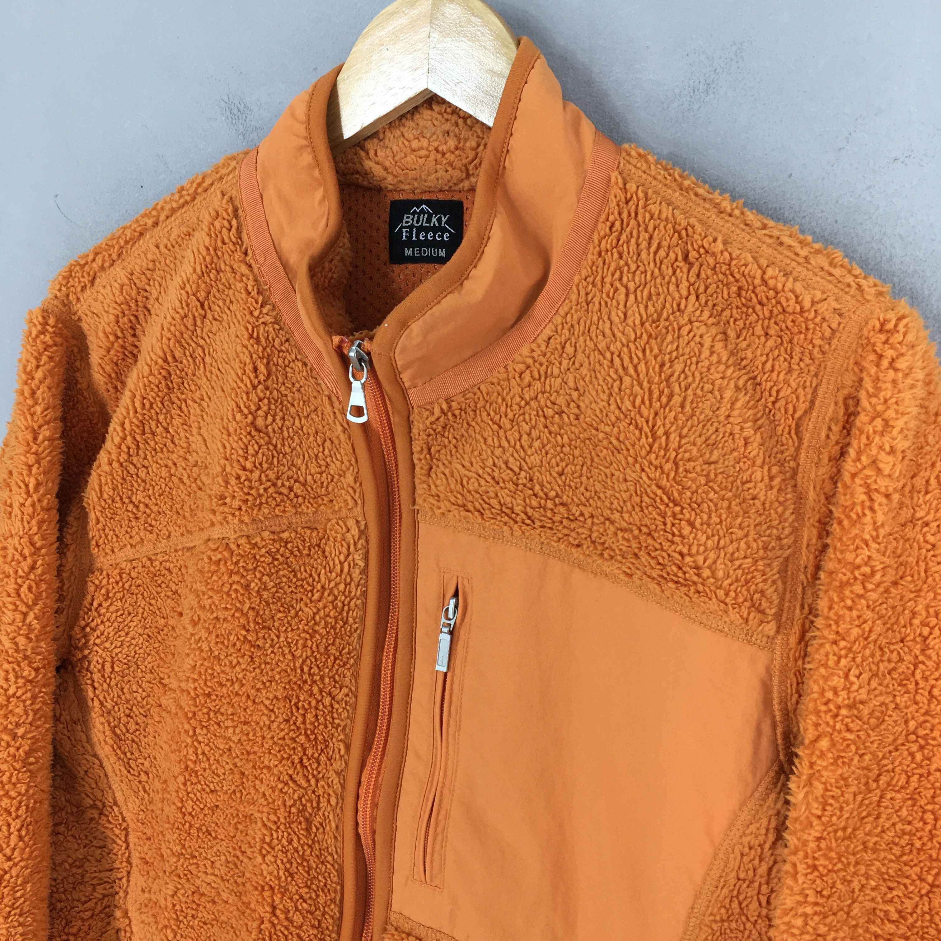 Uniqlo Vintage Uniqlo Bulky Fleece Orange Jacket Medium Size US M / EU 48-50 / 2 - 4 Thumbnail