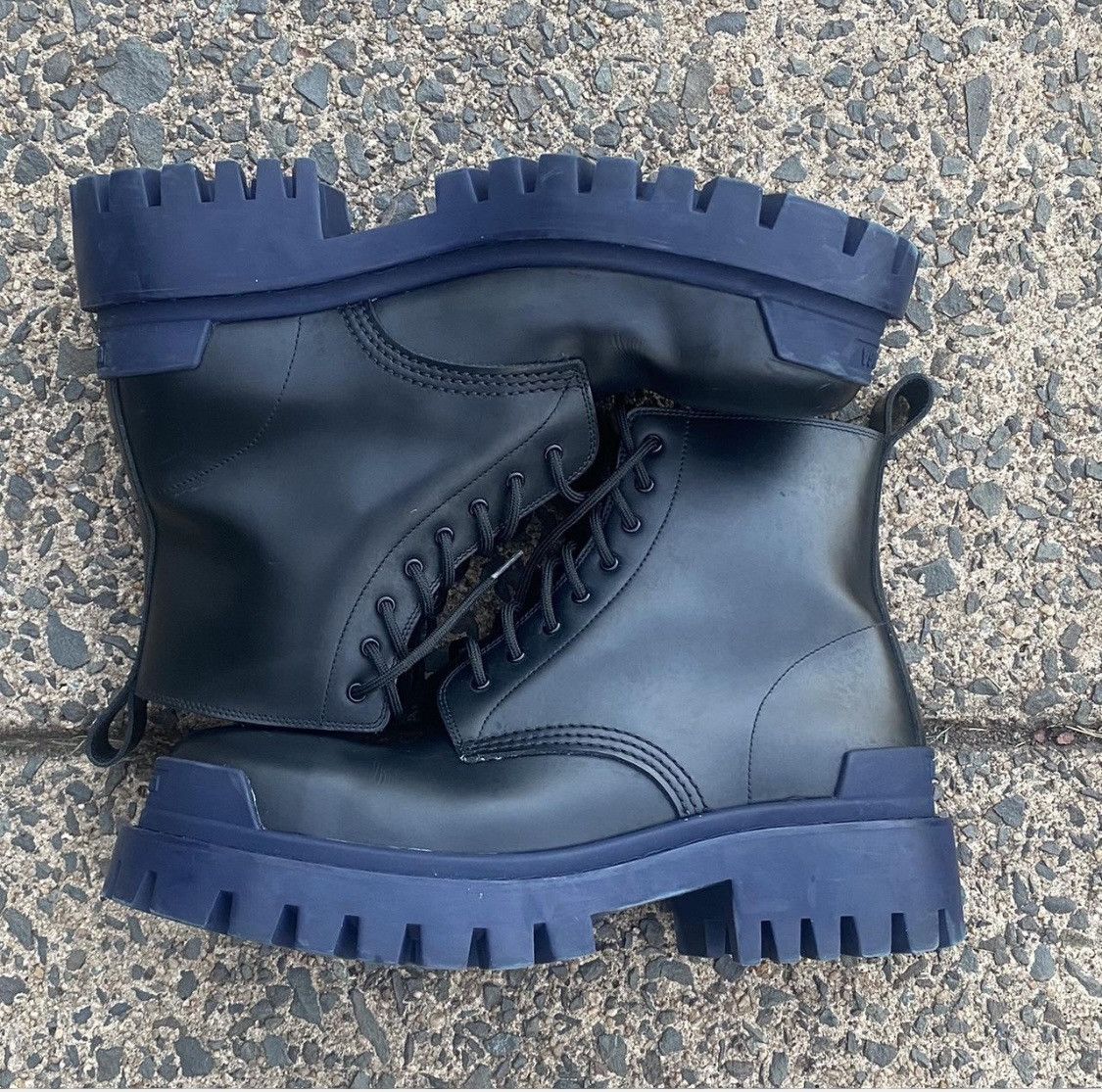 Balenciaga Balenciaga Strike Boots Size US 9 / EU 42 - 3 Thumbnail