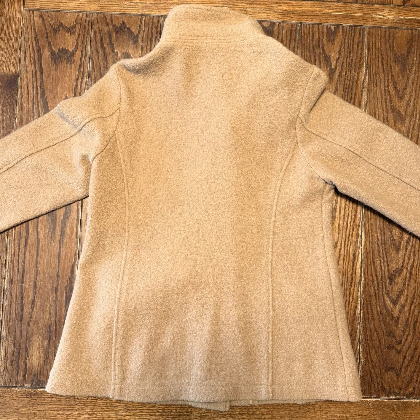 Vintage VINTAGE L.L. Bean Peacoat Beige Wool Bellandi Wind Wool City Classic Preppy Minimalist Mature Women Petite Medium Button Up Italy/Sleeve hole noted Size M / US 6-8 / IT 42-44 - 6 Thumbnail