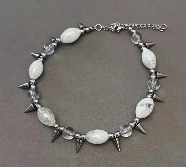 Jewelry White Beaded Spike Spiked Choker Necklace, Punk Jewelry Size ONE SIZE - 3 Thumbnail