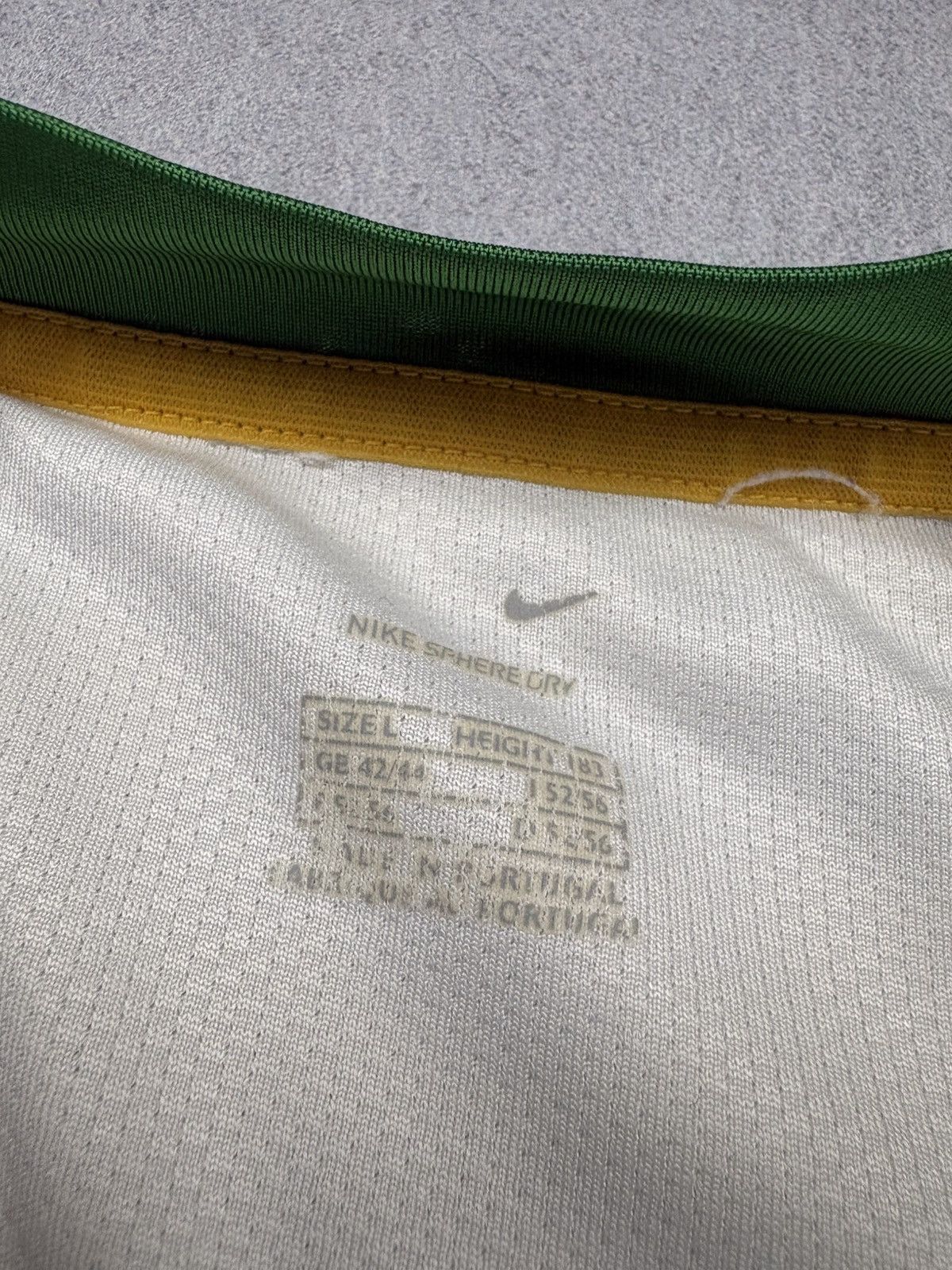 Nike Nike FC Celtic 2006/08 Away Soccer Jersey Kit Carling Shirt Size US L / EU 52-54 / 3 - 14 Thumbnail