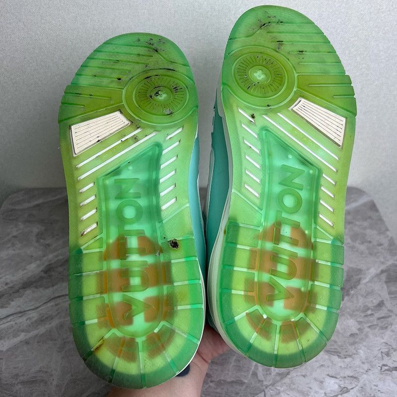 Louis Vuitton Louis Vuitton Trainer Low Top Sneakers in Tiffany Green -25 Size US 8.5 / EU 41-42 - 4 Thumbnail