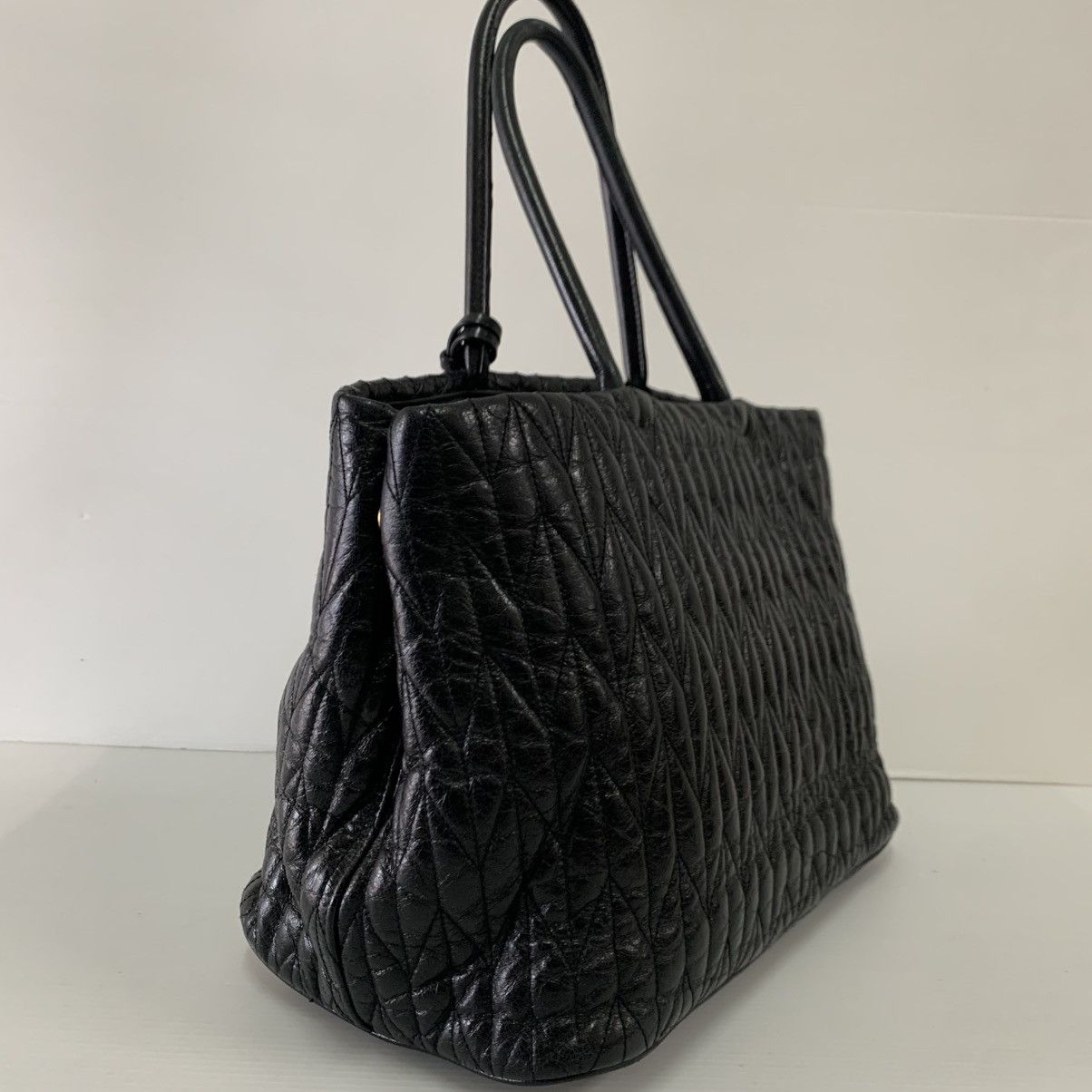 Miu Miu Miu Miu Matelasse Black Leather Shoulder Bag Size ONE SIZE - 4 Thumbnail