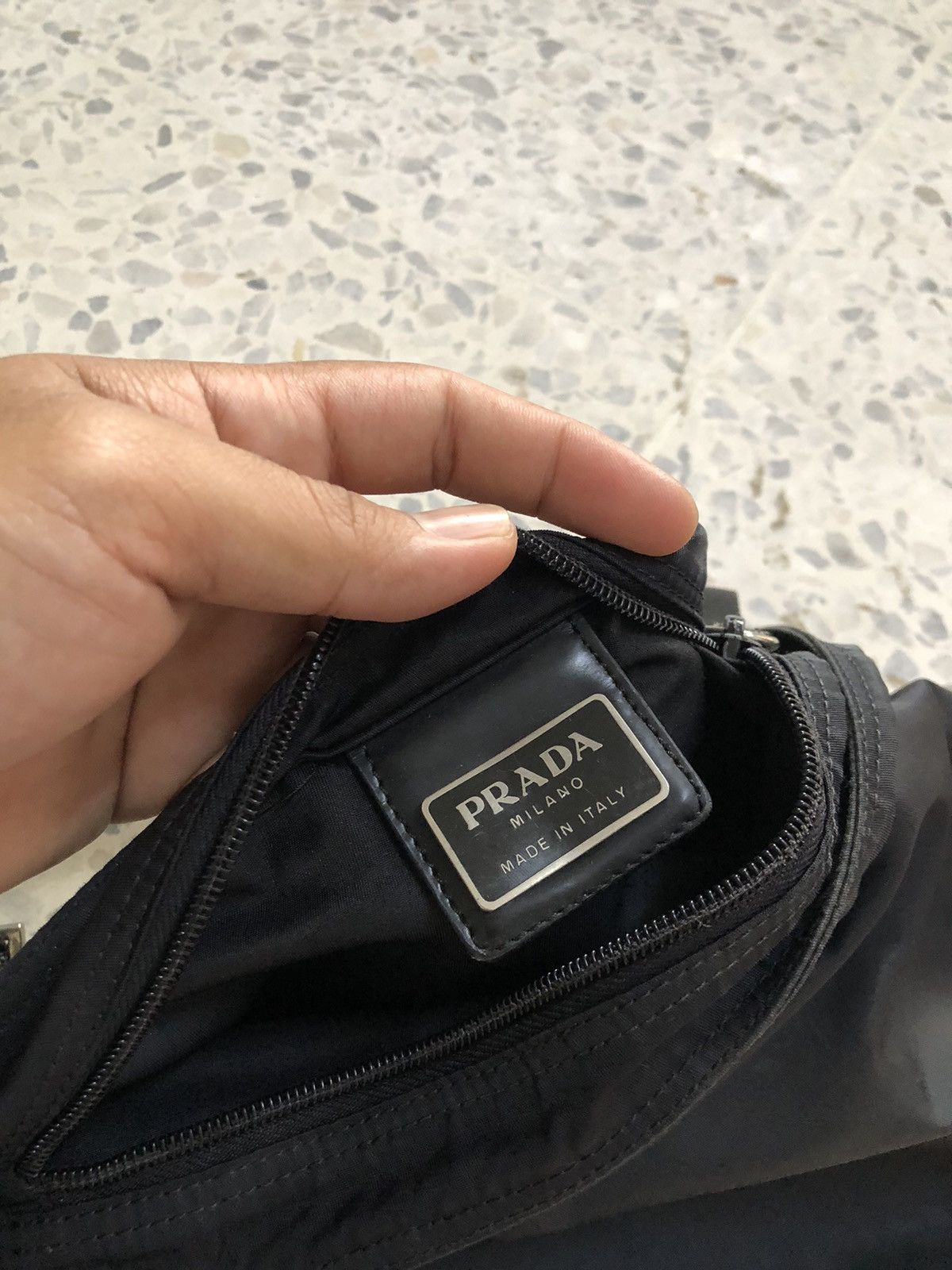 Prada Authentic❗️Vintage 90s Prada Nylon Sling Bag Size ONE SIZE - 15 Thumbnail