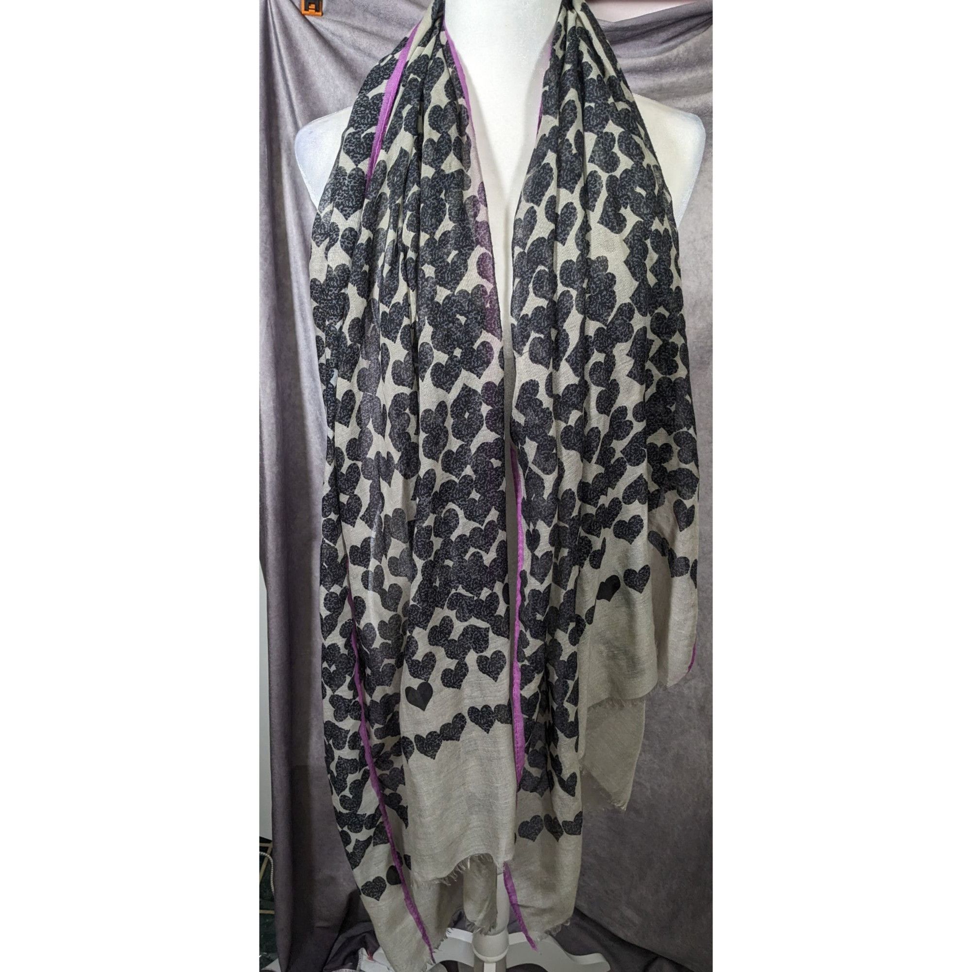 Other Olive & Cocoa Faded Hearts Black And Grey Scarf Size ONE SIZE - 5 Thumbnail