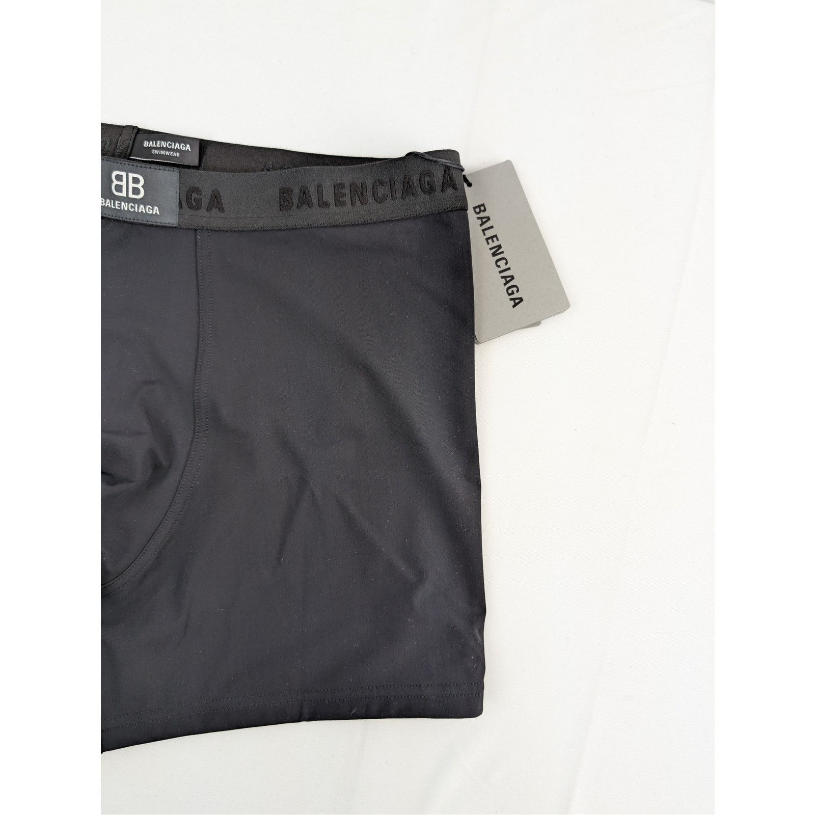 Balenciaga o1rshd1 Size: M / Swimwear Fitted Swim Trunks Short in Black Size US 32 / EU 48 - 3 Thumbnail