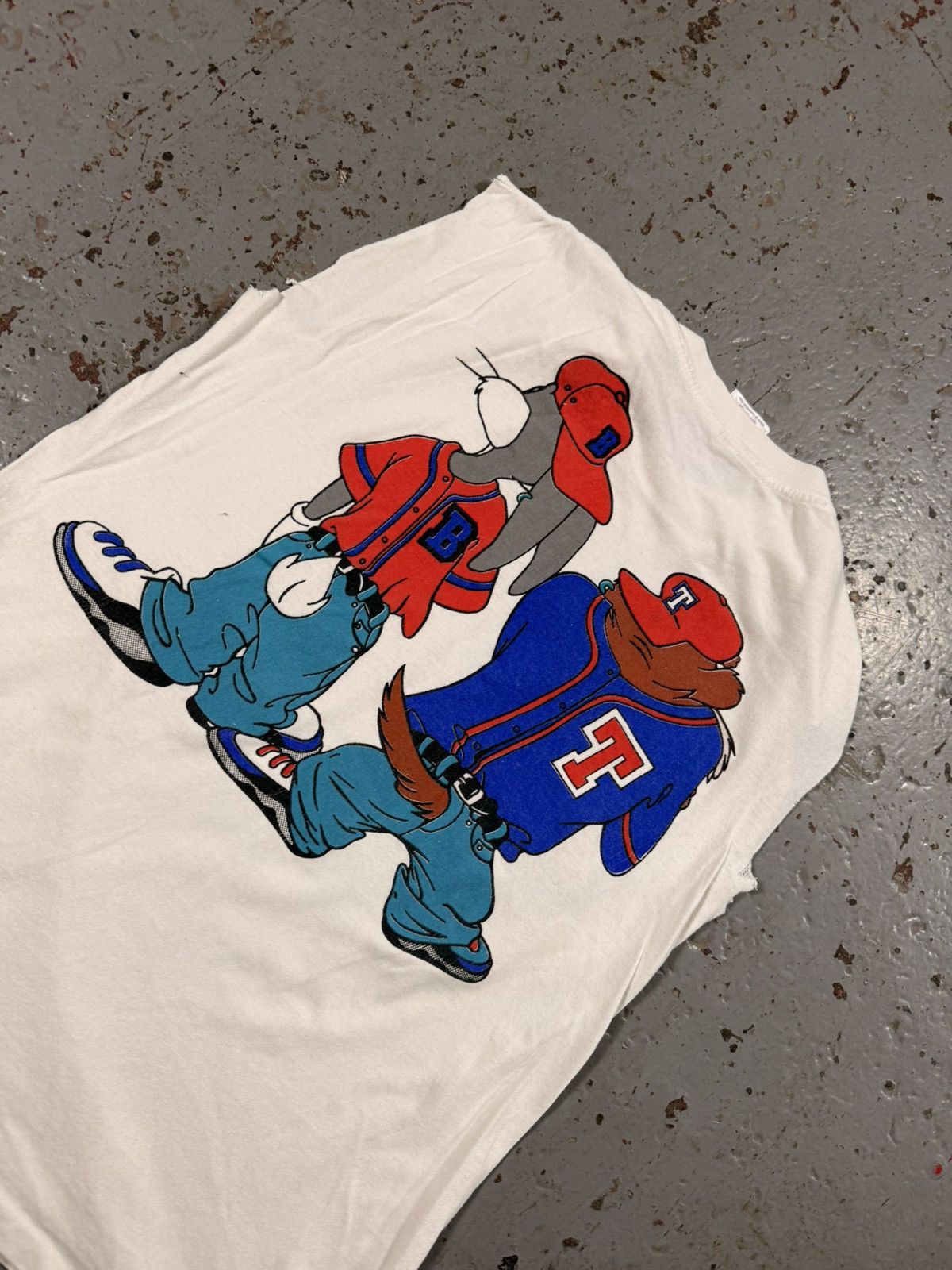 Other Vintage Looney Toons Bugs and Taz Cutoff Yee Size US L / EU 52-54 / 3 - 7 Thumbnail