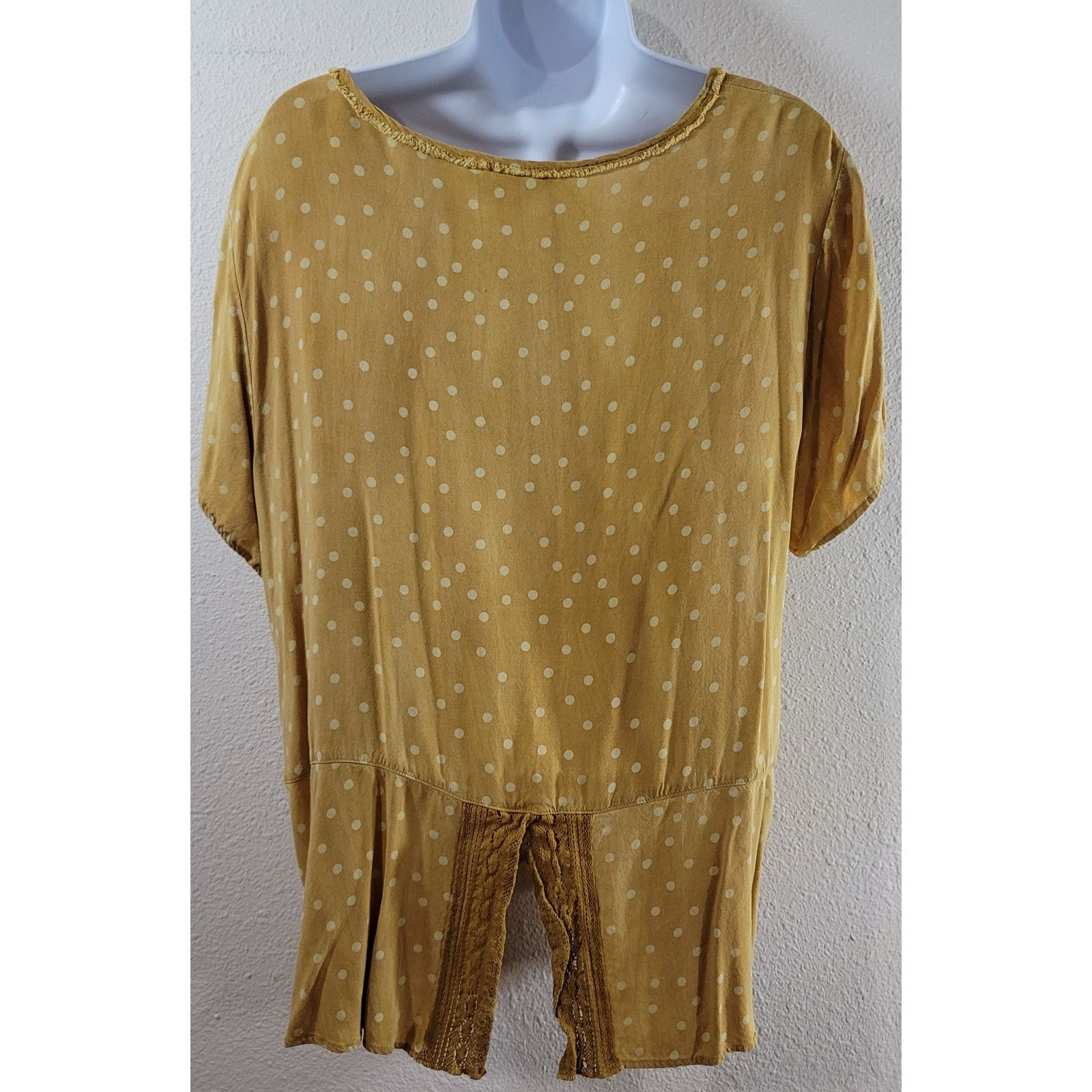 Other Christopher & Banks Gold Yellow Polka Dot Frayed Neck Top XL Size XL / US 12-14 / IT 48-50 - 3 Thumbnail