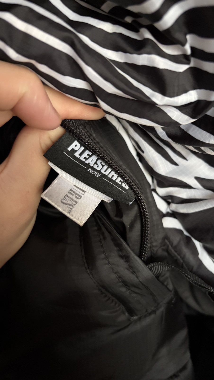 Joy Division × Pleasures Pleasures x Joy Division Reversible Puffer Jacket Size US XL / EU 56 / 4 - 7 Thumbnail