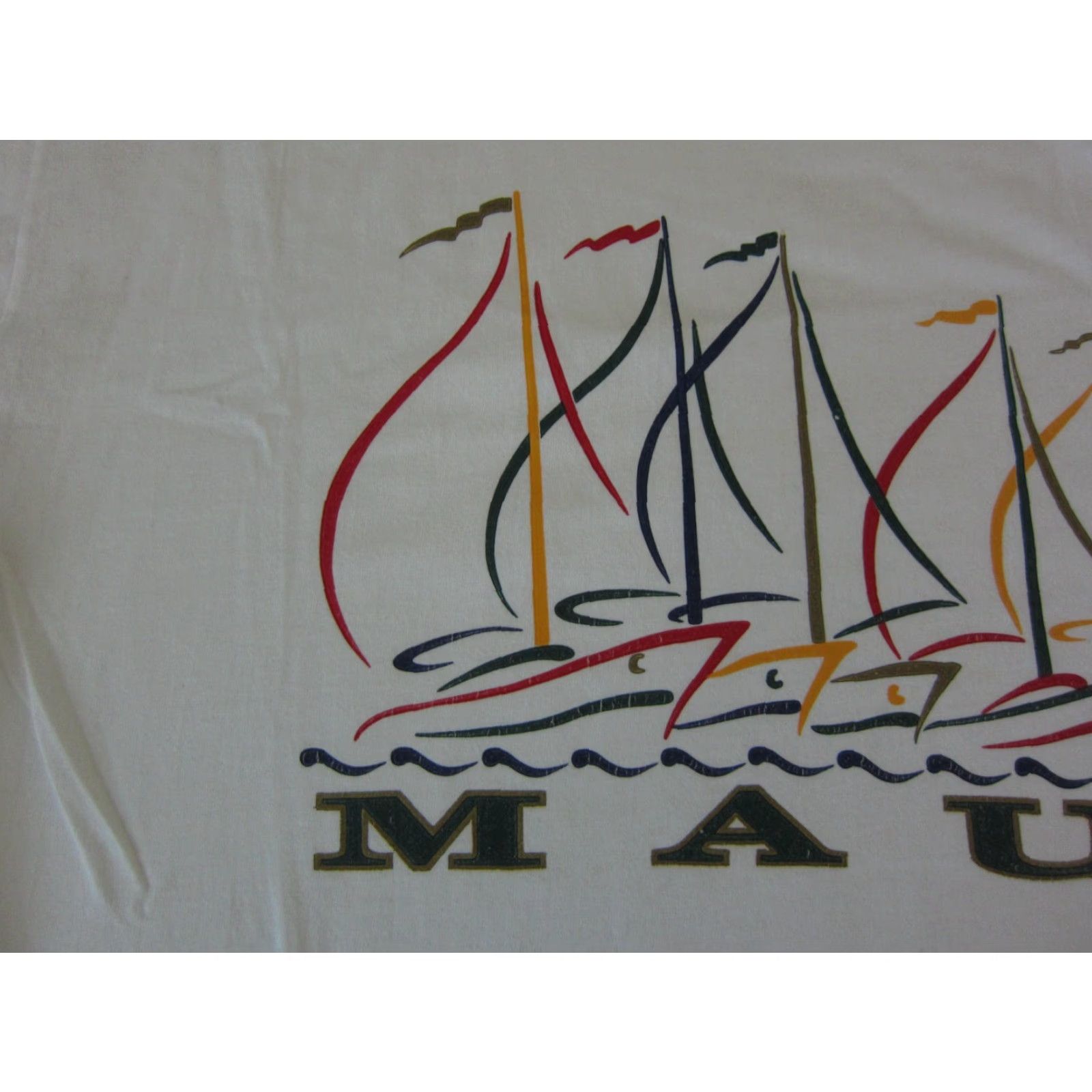 Hanes VINTAGE Hanes Maui Shirt Adult XL White Hawaii Mens Sailing Boat 80s Classic School T-Shirt Size US XL / EU 56 / 4 - 3 Thumbnail
