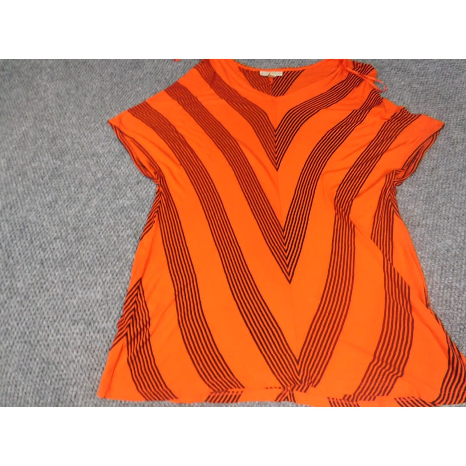 Vintage Dana Buchman Blouse Womens L Orange Crew Neck Short Sleeve Pullover Stretch Basic Casual Rayon Button Designer Regular Fit Size L / US 10 / IT 46 - 2 Thumbnail
