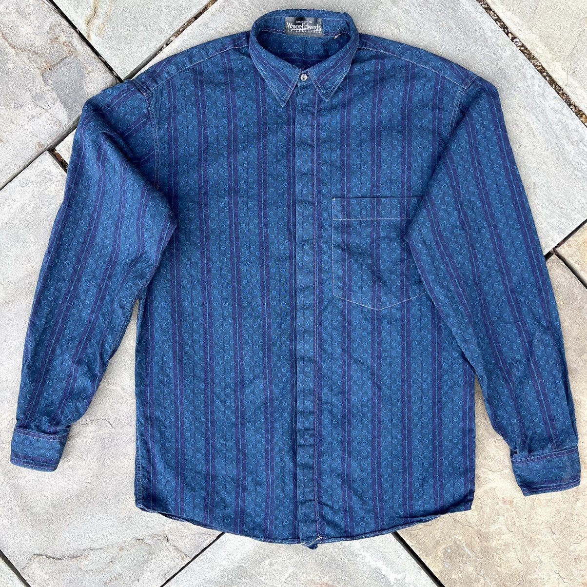 Other × Vintage Vintage 90s Vertical Stripe Pattern Button Down Italy Made Size US M / EU 48-50 / 2 - 1 Thumbnail