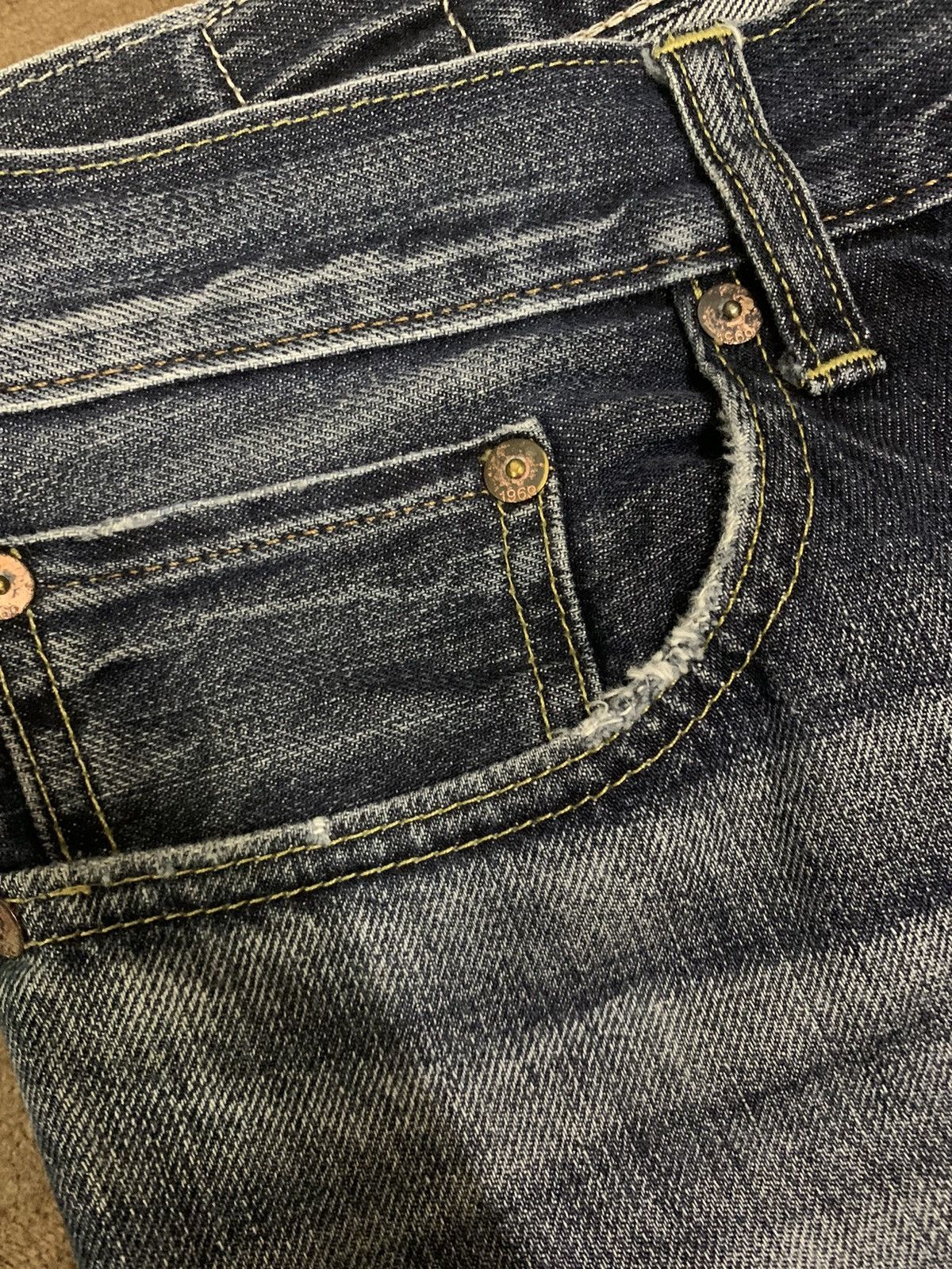 Gap Vintage Gap 1969 Whiskers Washed Distressed Grunge Jeans Size US 32 / EU 48 - 6 Thumbnail